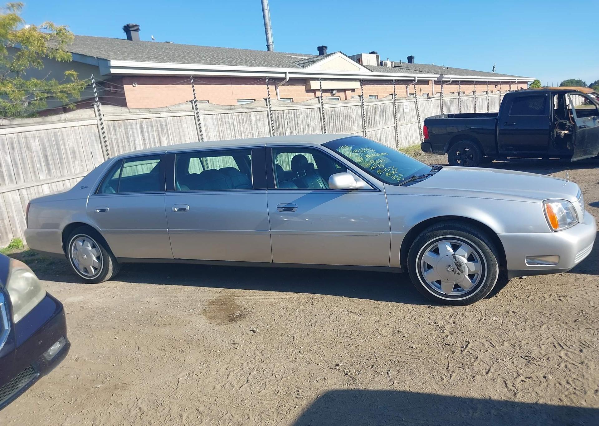 2004 CADILLAC PROFESSIONAL CHASSIS