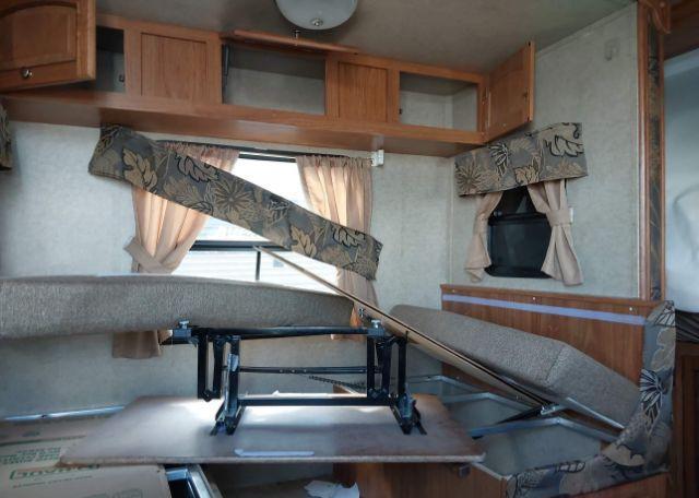 2012 ROCKWOOD 233S