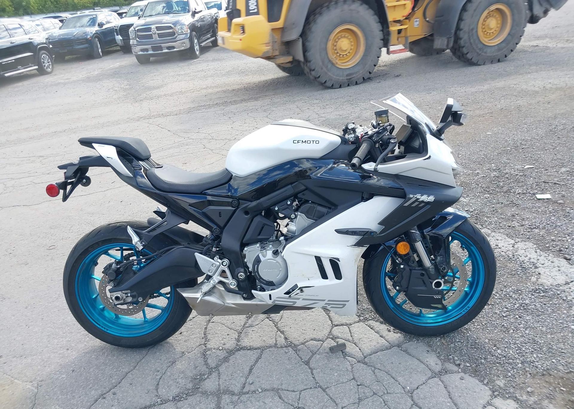 2025 CF MOTO 675SS