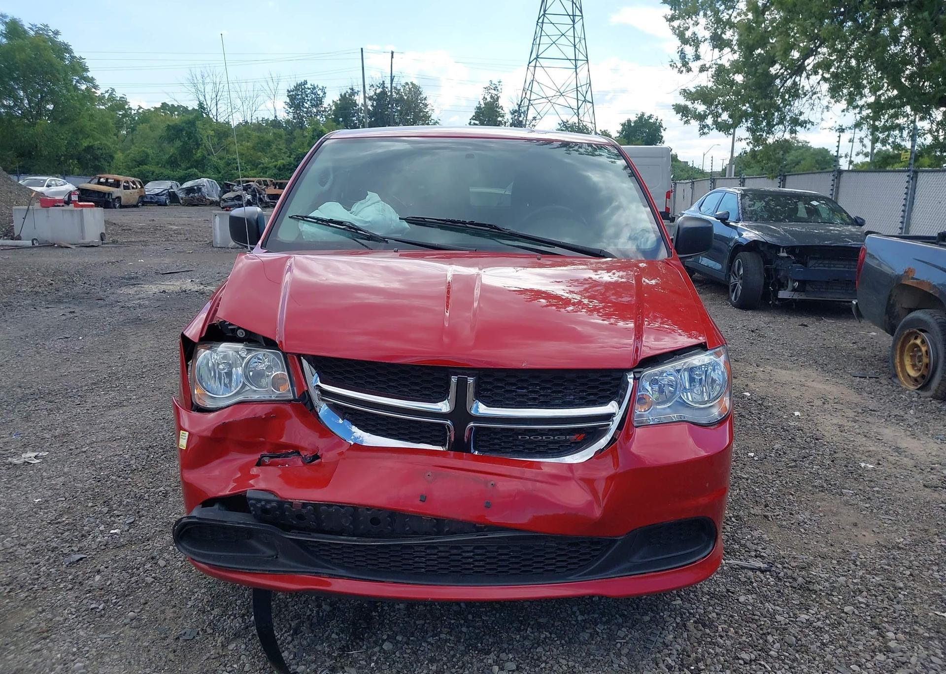2015 DODGE GRAND CARAVAN SE