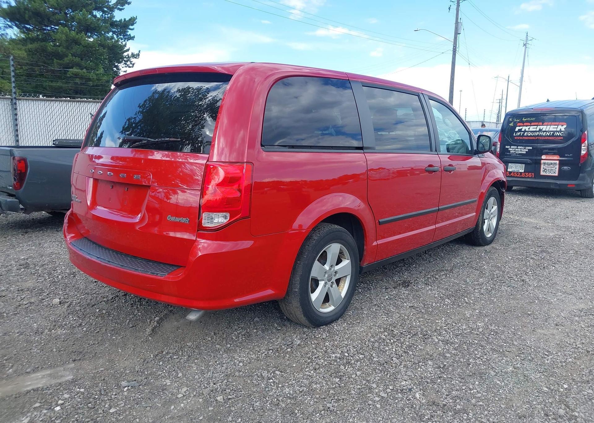 2015 DODGE GRAND CARAVAN SE