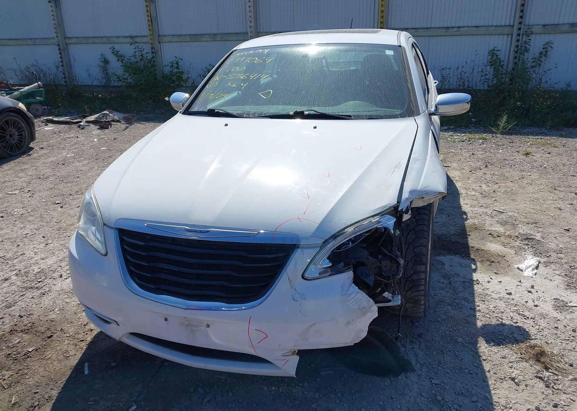 2011 CHRYSLER 200 LIMITED