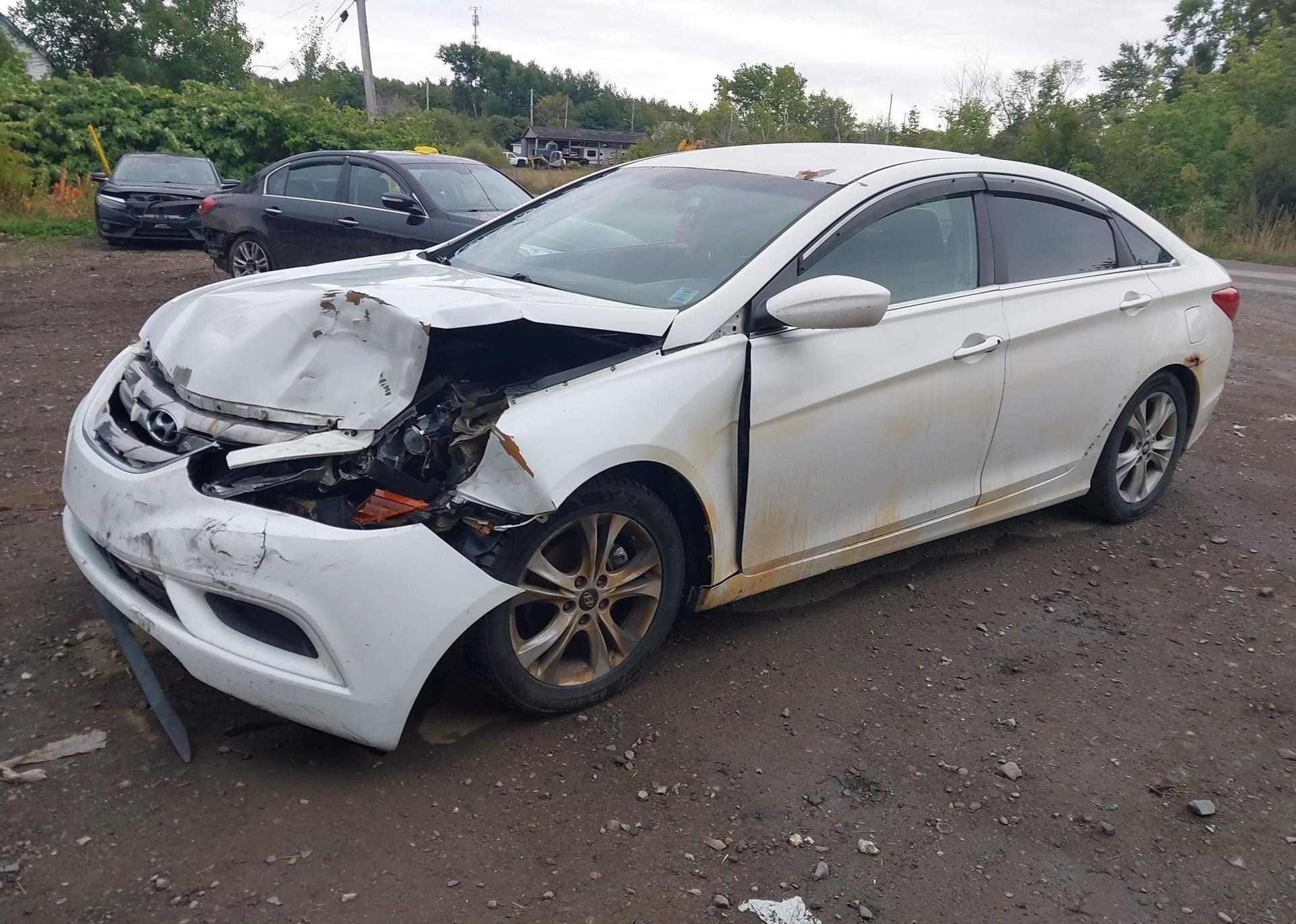 2011 HYUNDAI SONATA GL