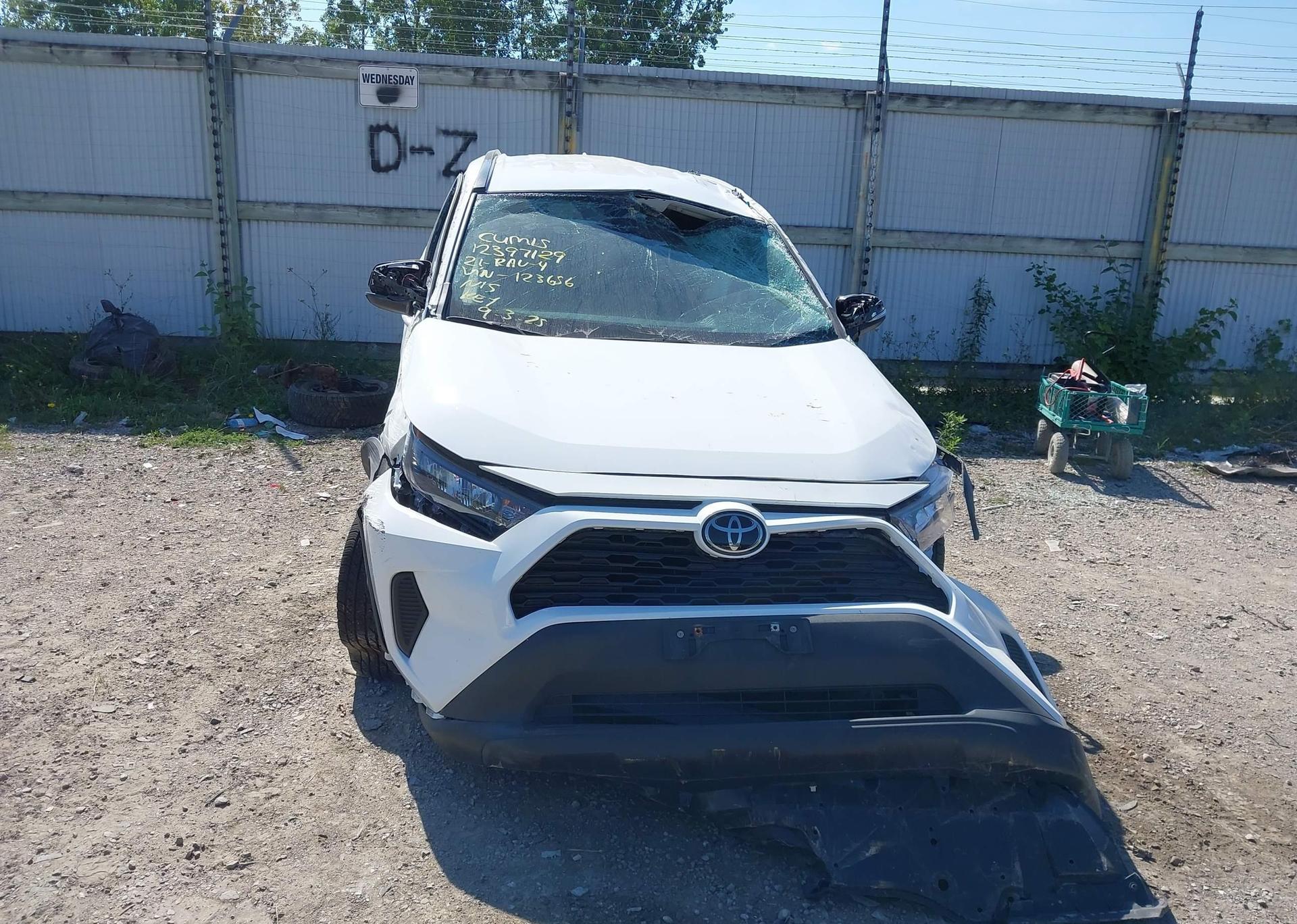 2021 TOYOTA RAV4 LE