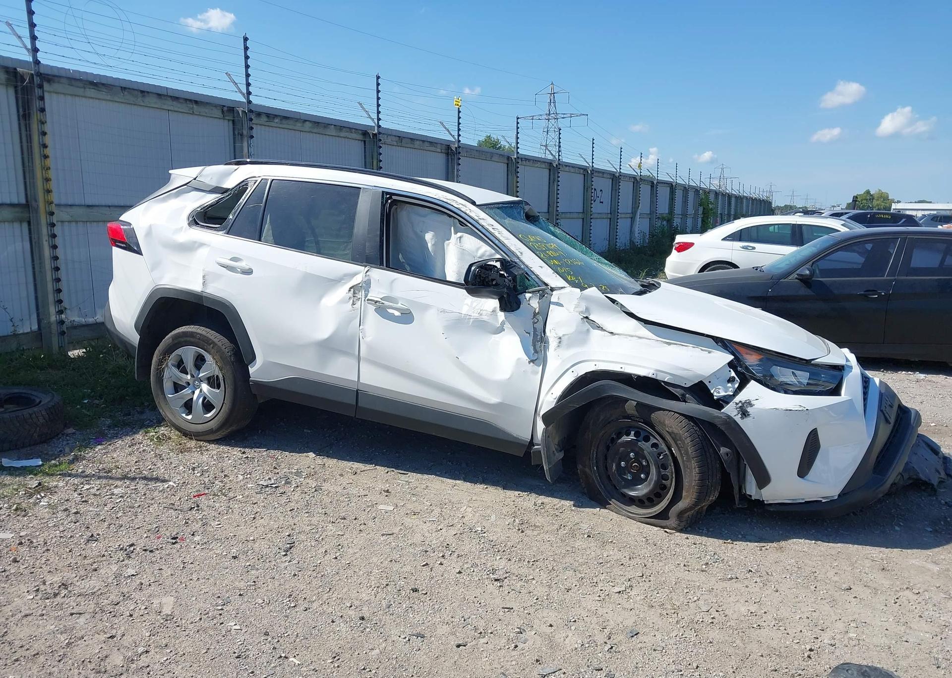 2021 TOYOTA RAV4 LE