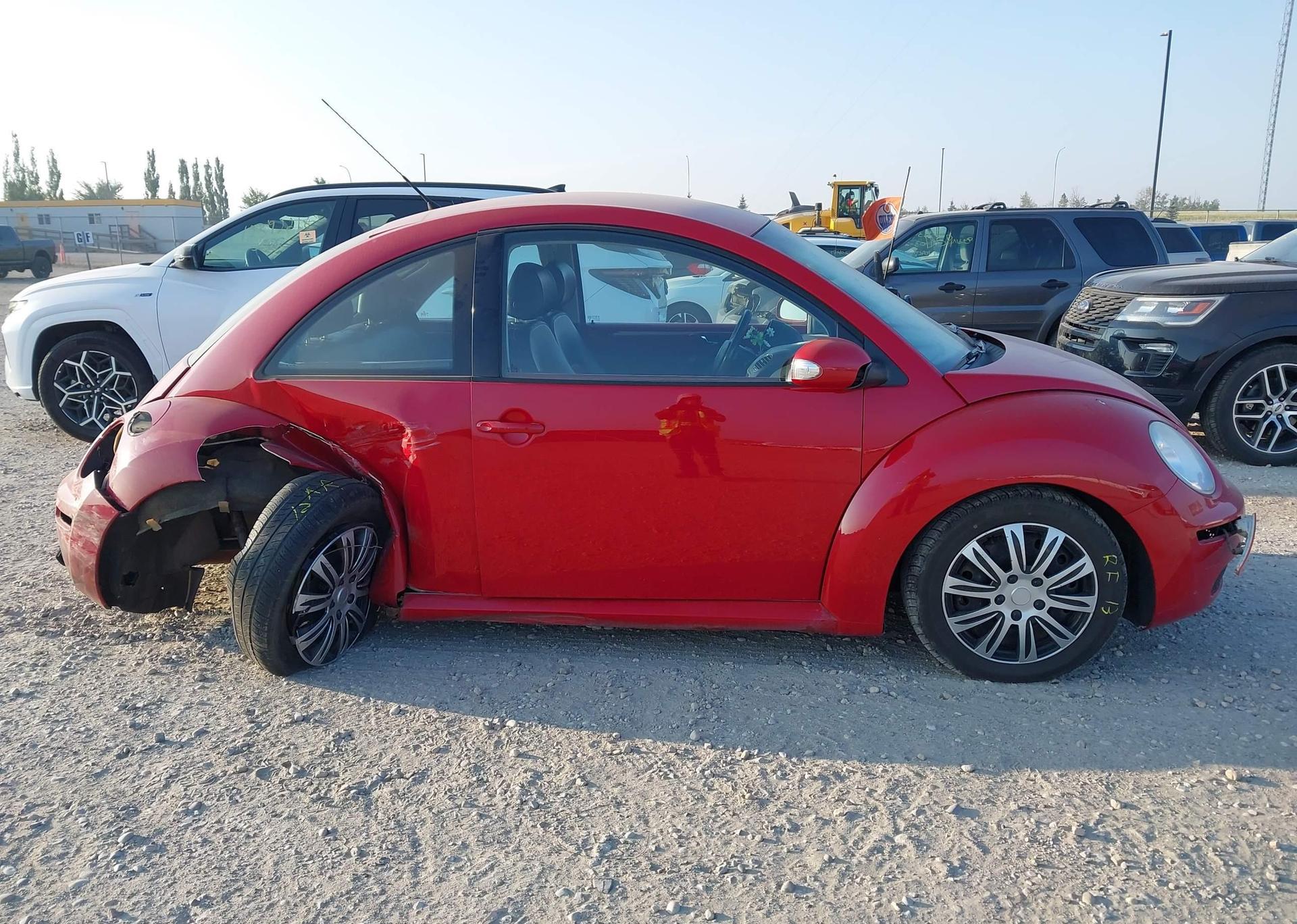 2006 VOLKSWAGEN NEW BEETLE 2.5