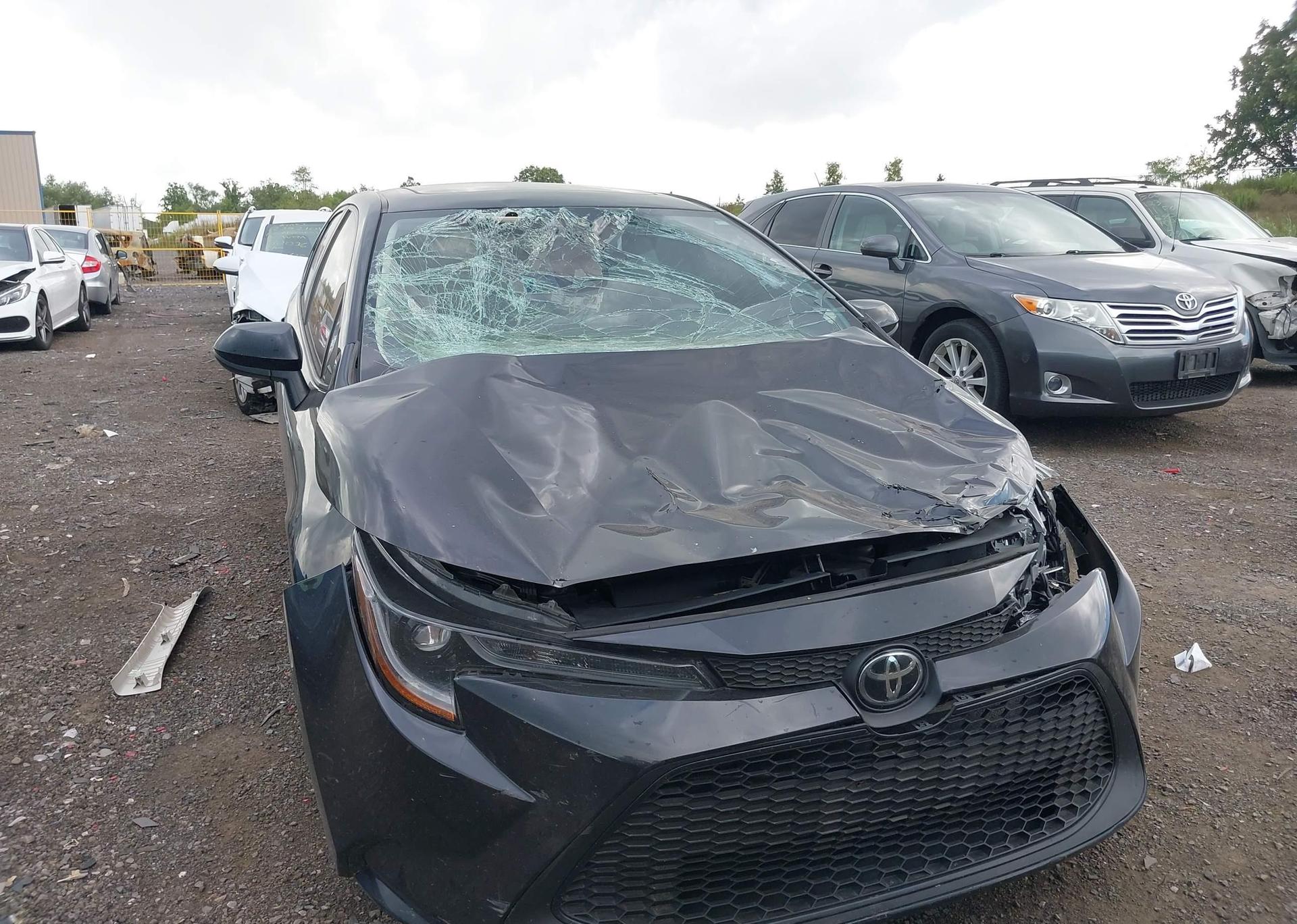 2020 TOYOTA COROLLA LE