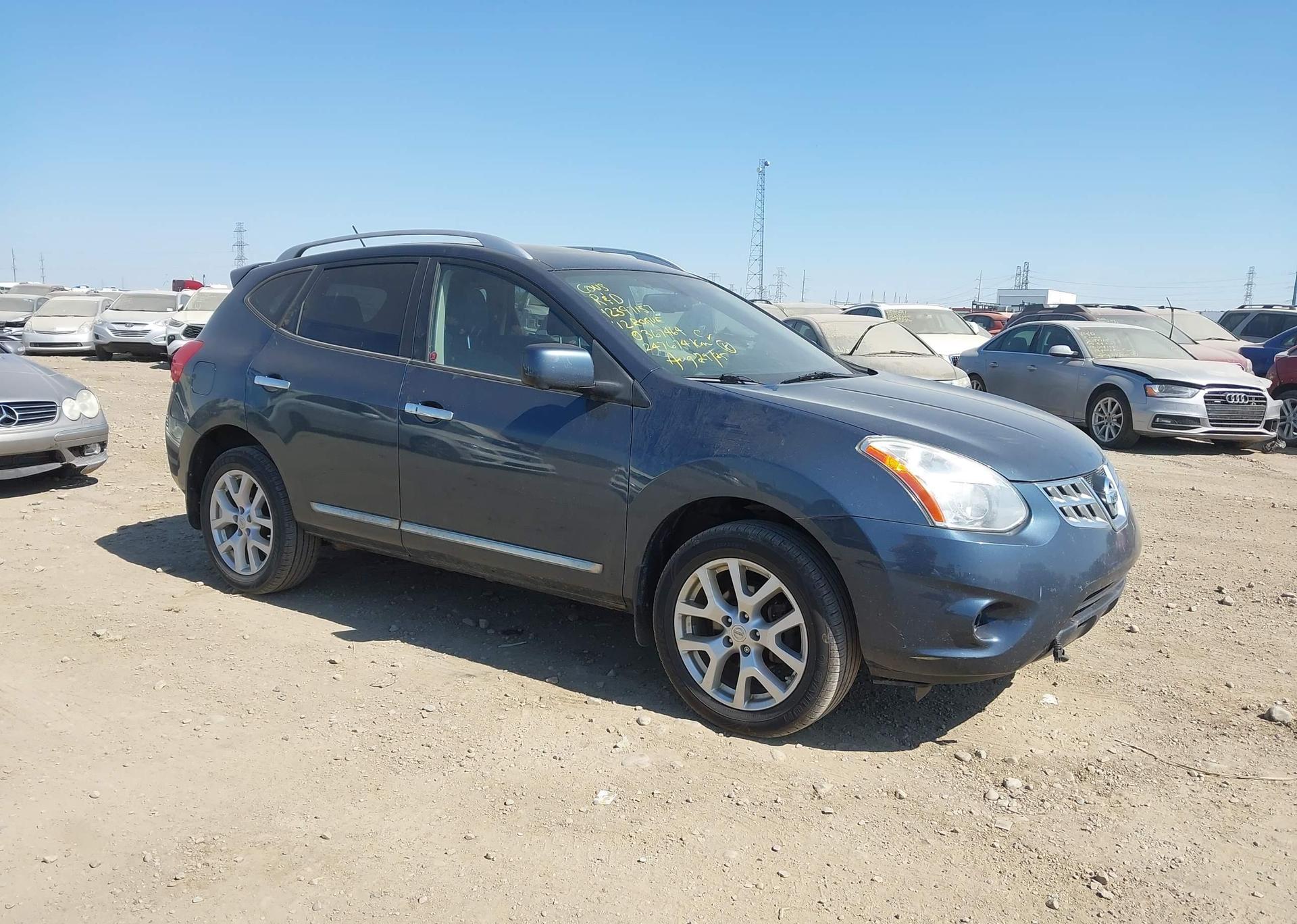 2012 NISSAN ROGUE S