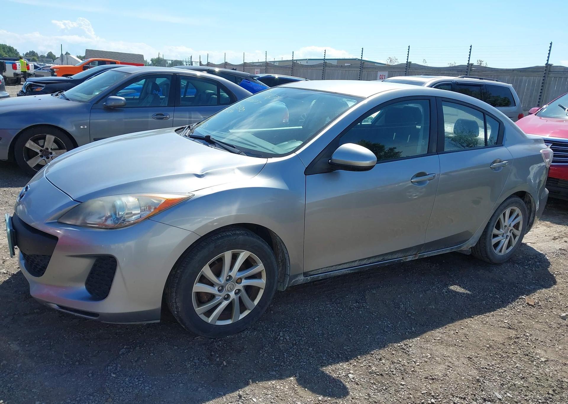 2012 MAZDA 3 I