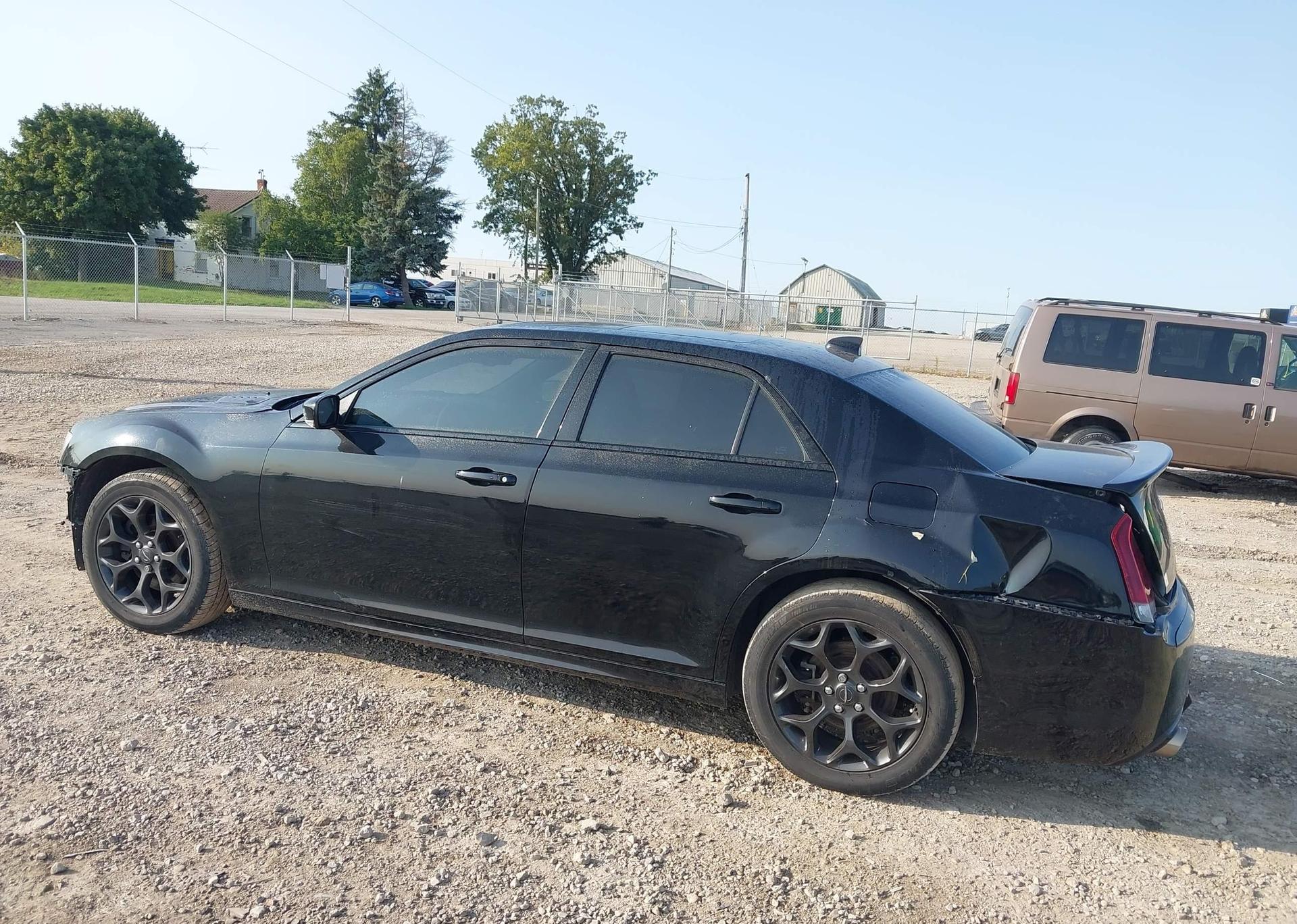 2019 CHRYSLER 300 S