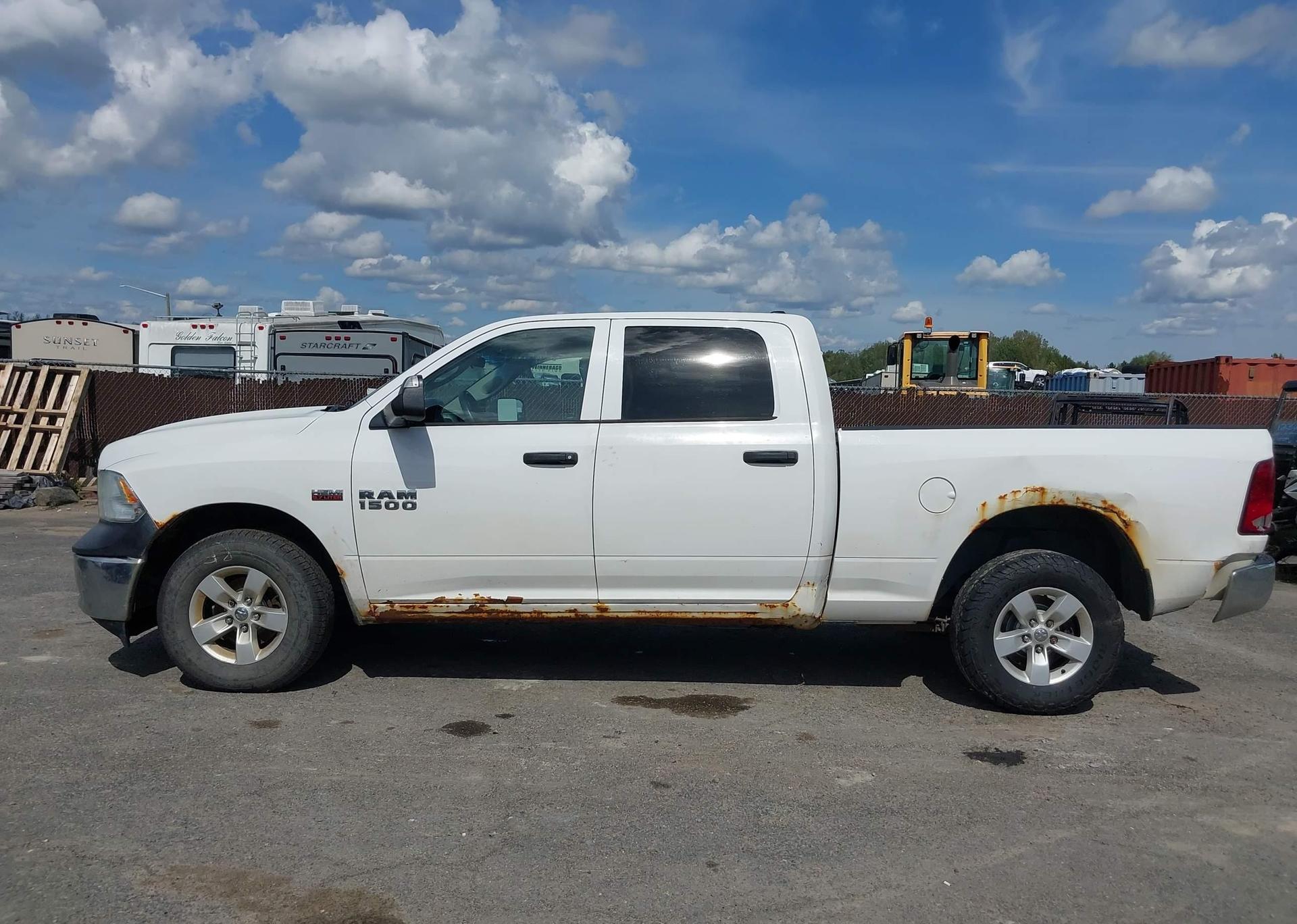 2014 RAM 1500 ST