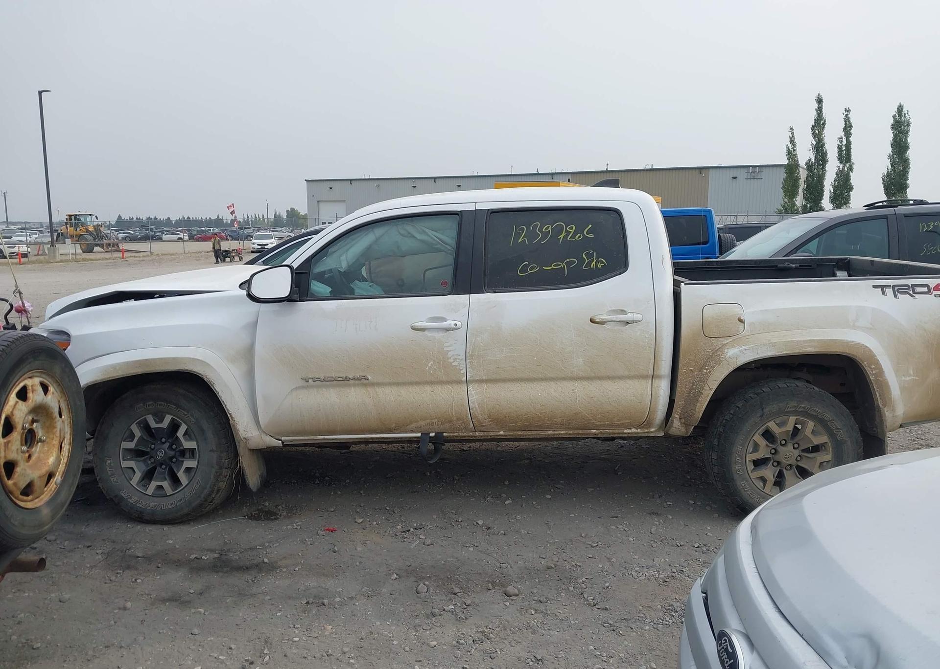 2020 TOYOTA TACOMA