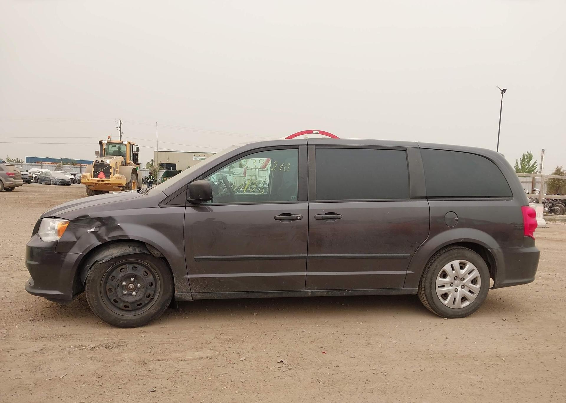 2015 DODGE GRAND CARAVAN SE