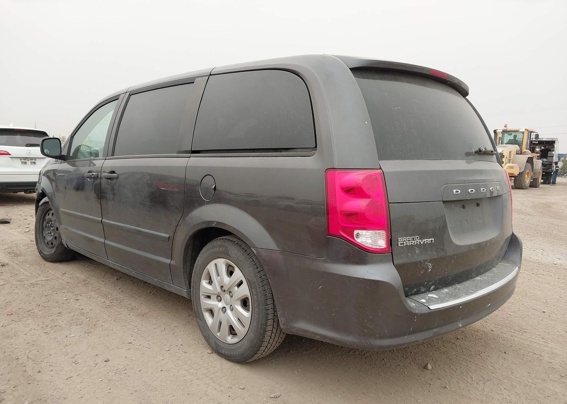 2015 DODGE GRAND CARAVAN SE