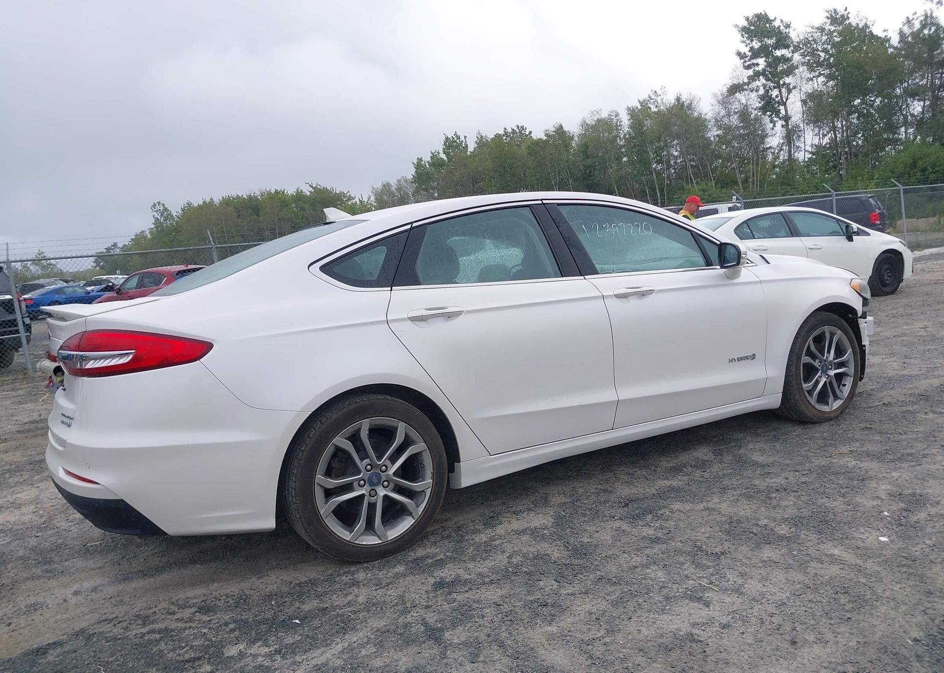 2019 FORD FUSION HYBRID TITANIUM