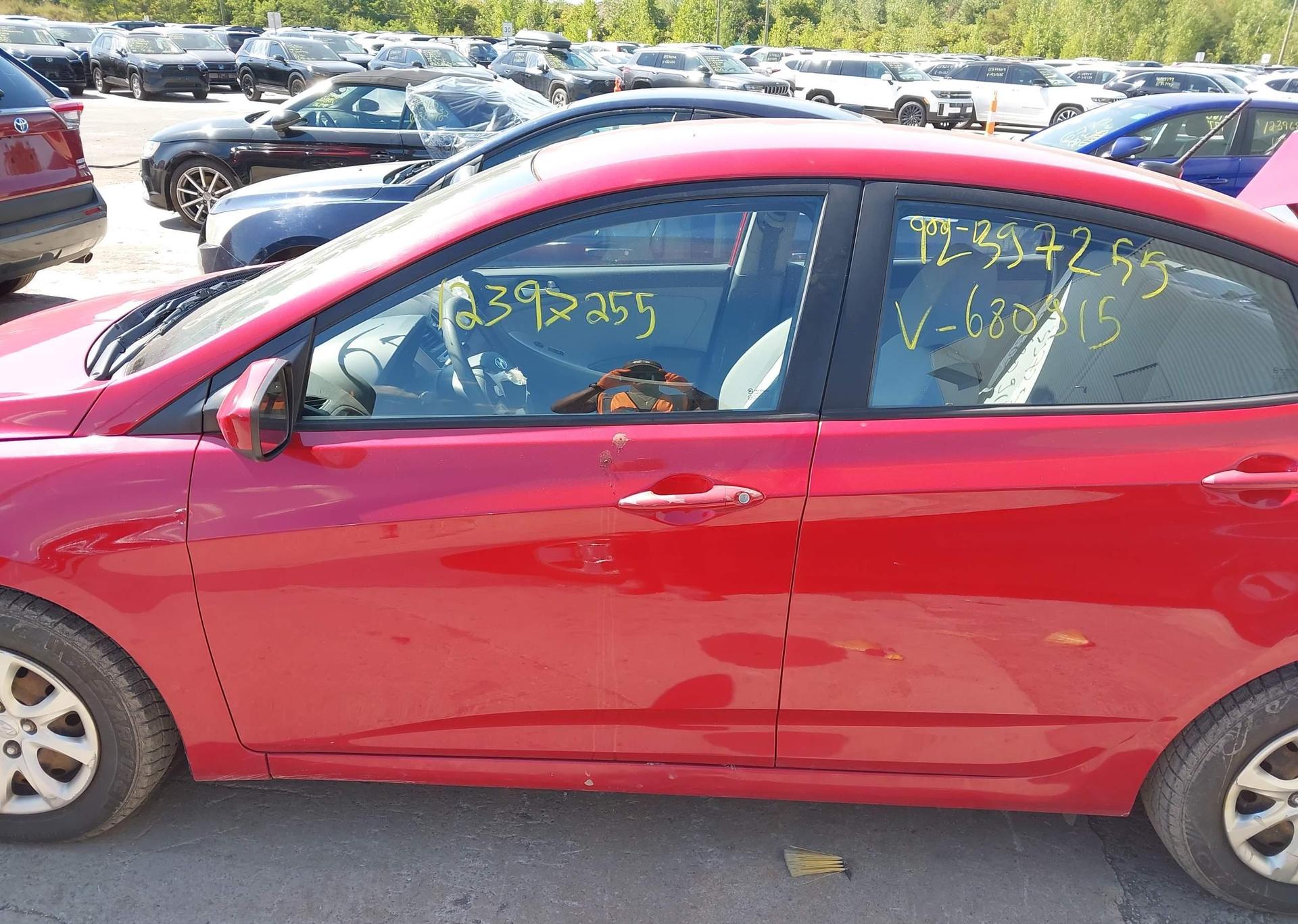 2014 HYUNDAI ACCENT GL