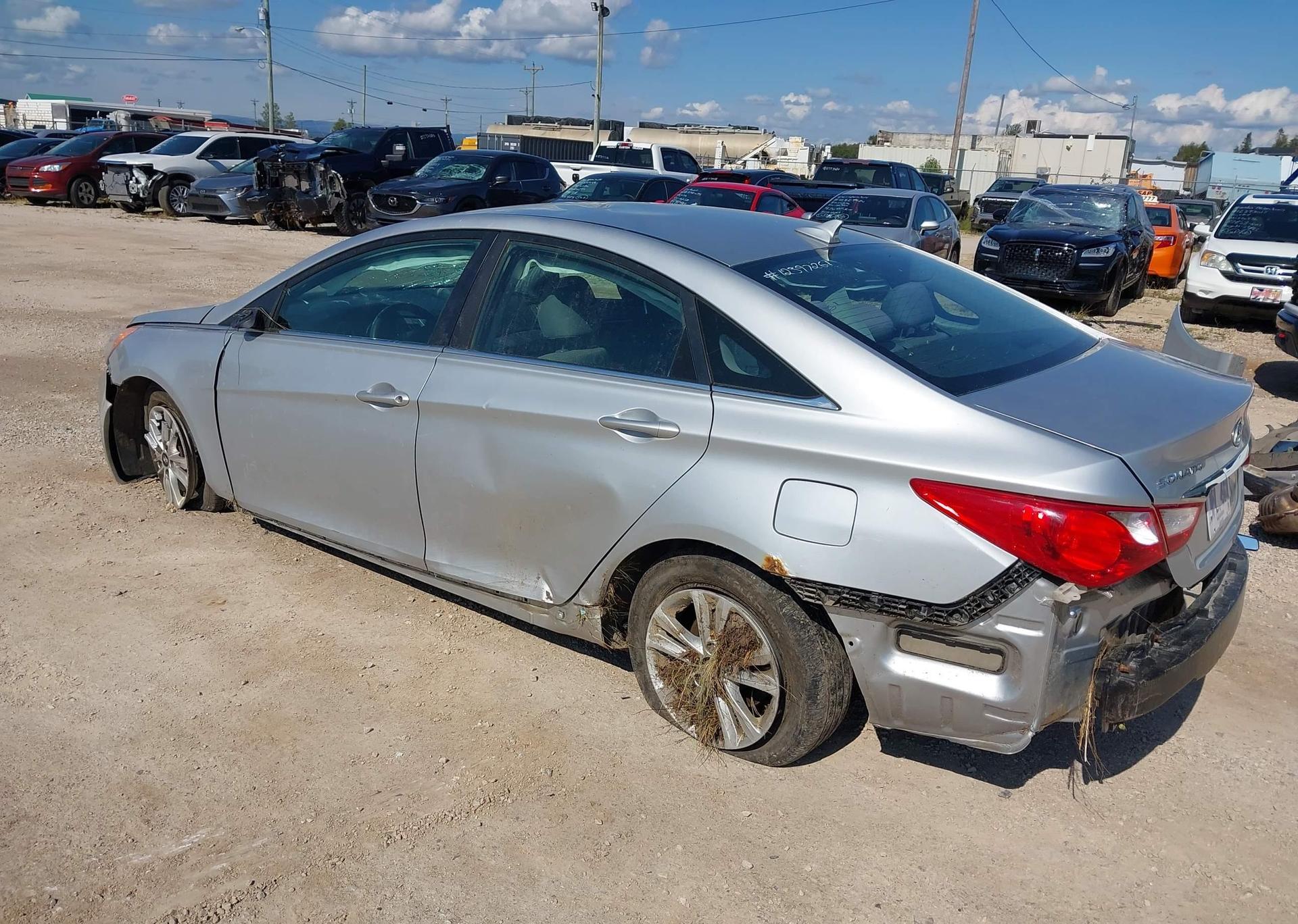 2013 HYUNDAI SONATA GLS