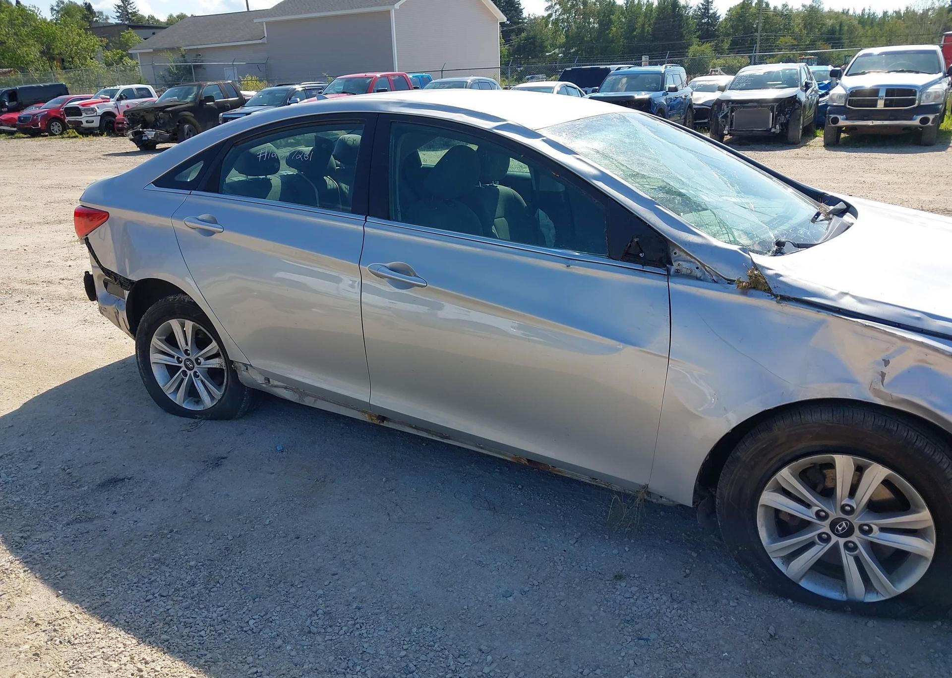 2013 HYUNDAI SONATA GLS