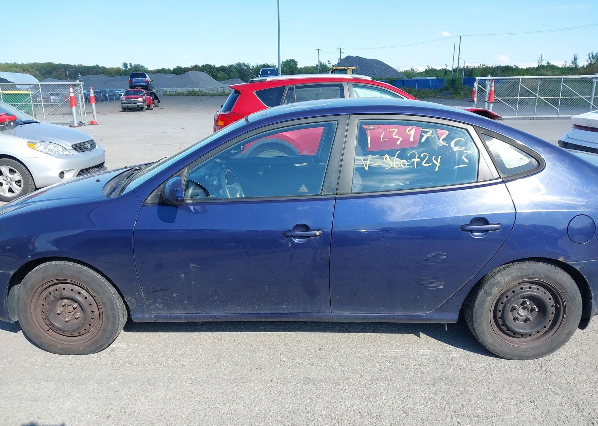 2010 HYUNDAI ELANTRA BLUE