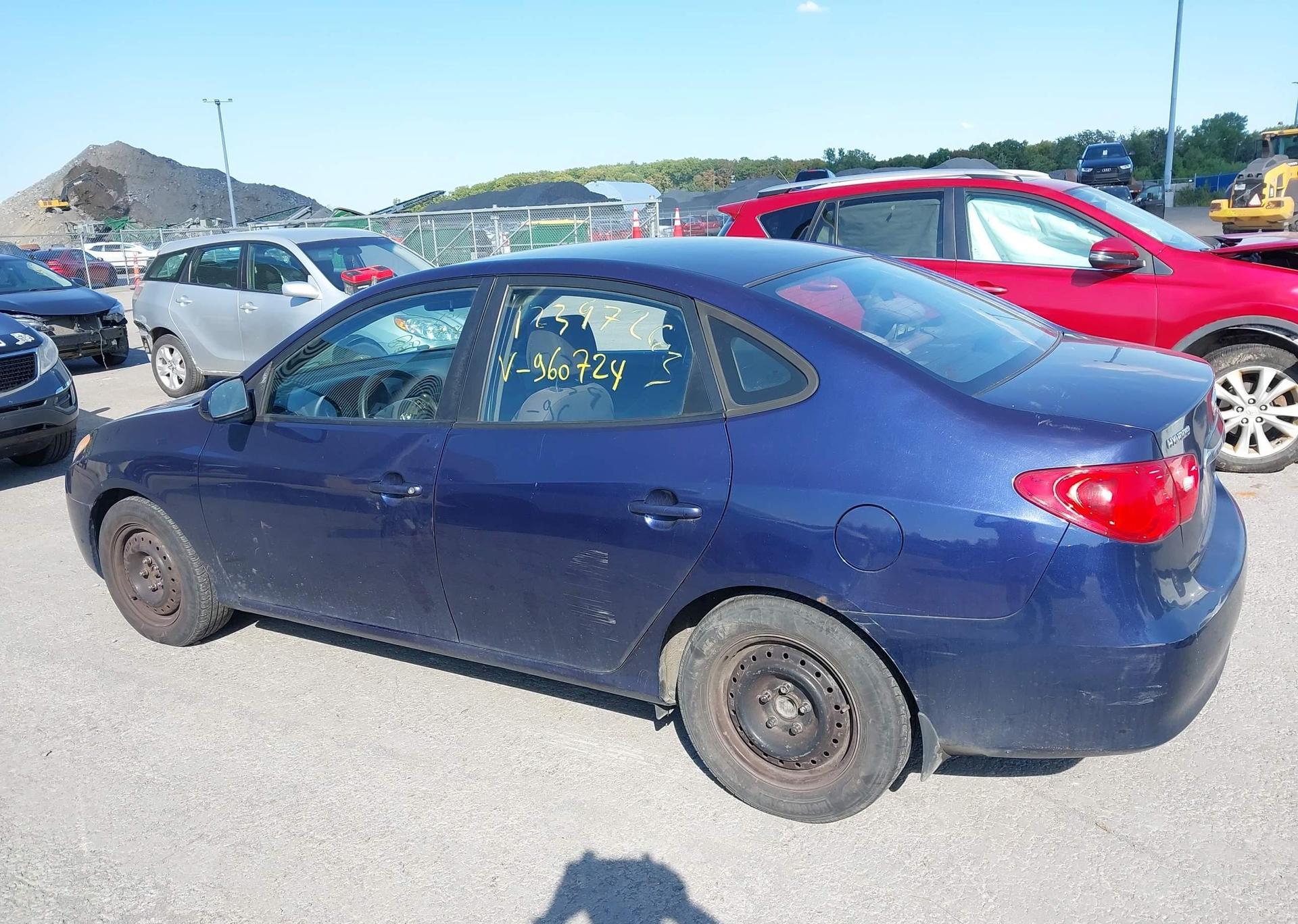 2010 HYUNDAI ELANTRA BLUE