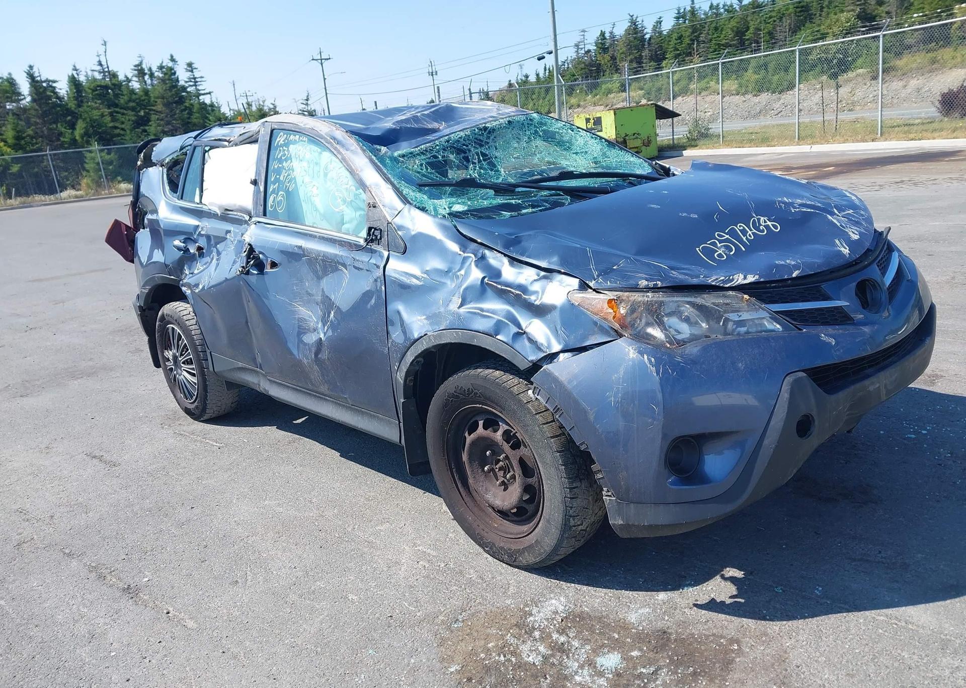 2014 TOYOTA RAV4 LE