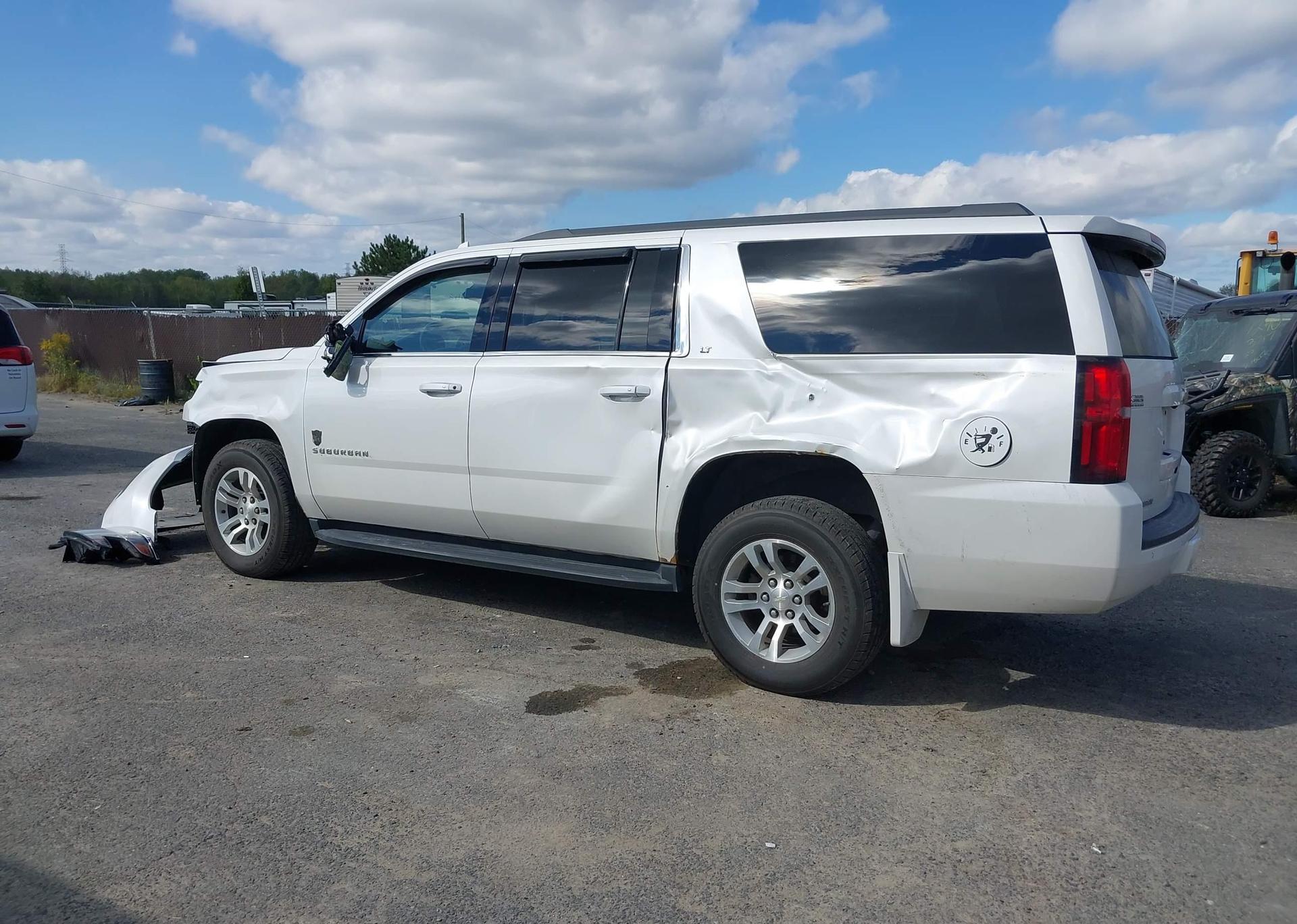 2017 CHEVROLET SUBURBAN LT