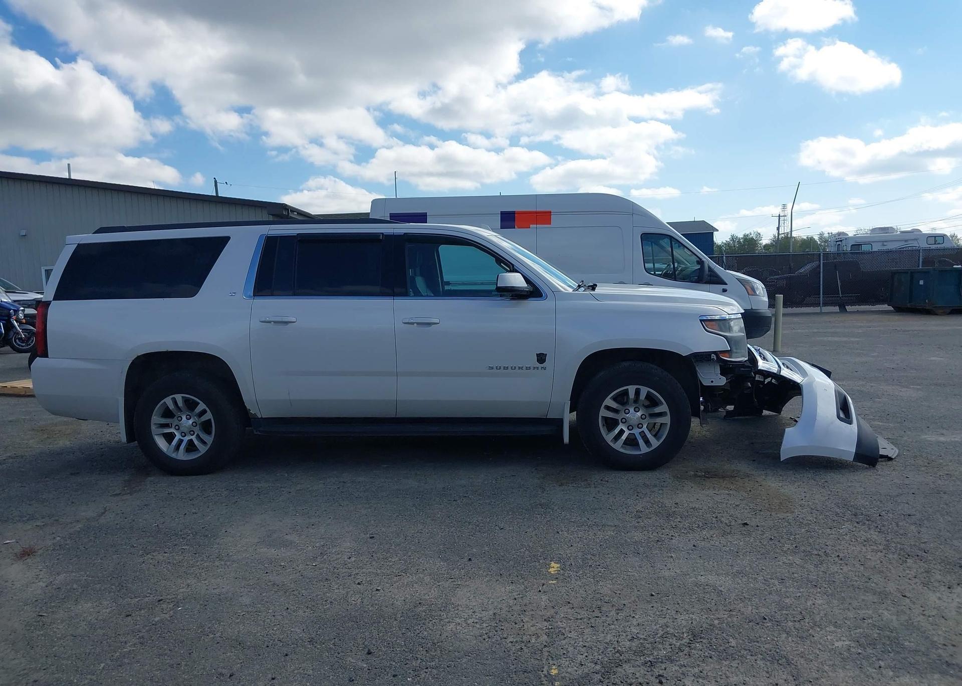 2017 CHEVROLET SUBURBAN LT