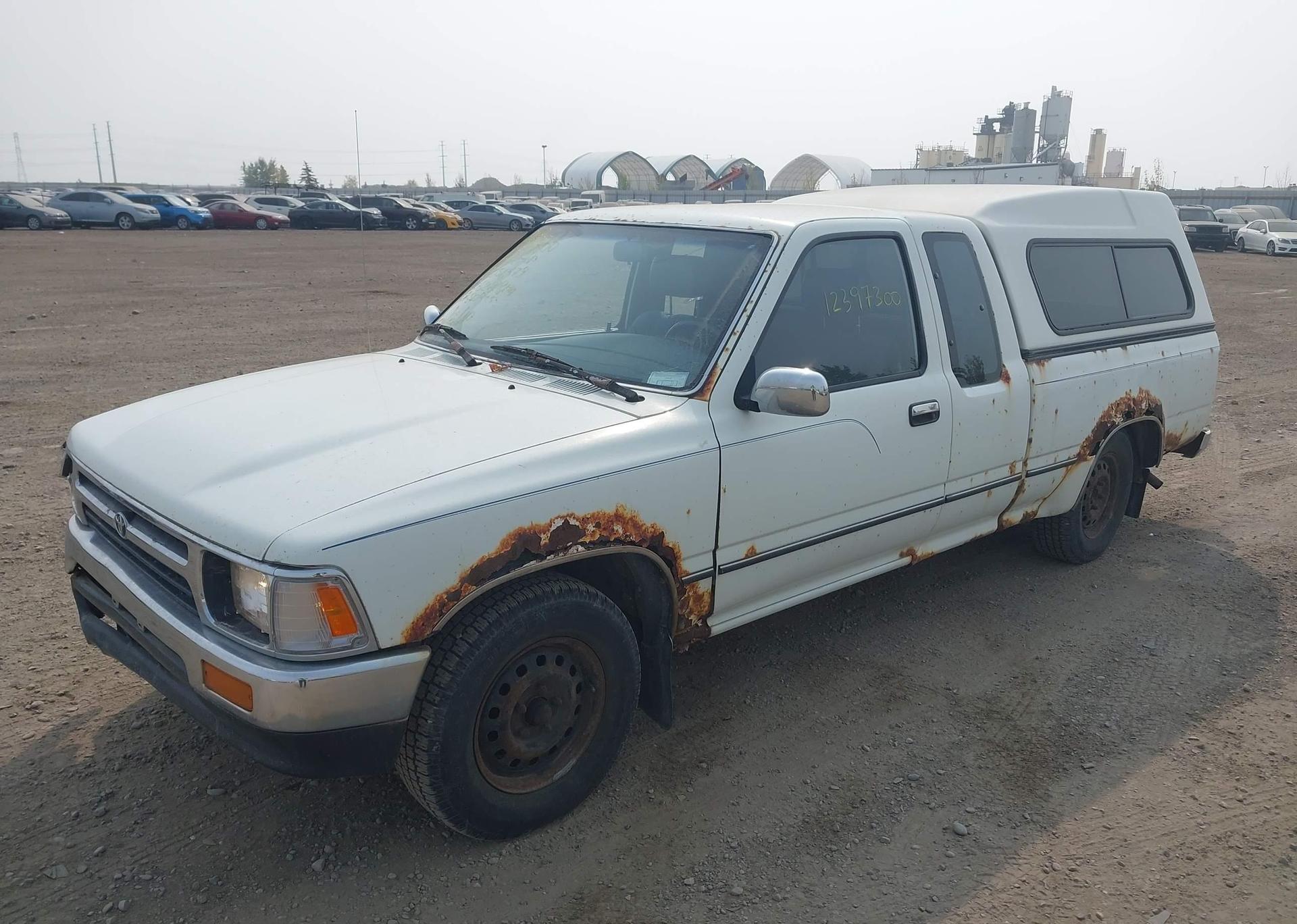 1992 TOYOTA PICKUP 1