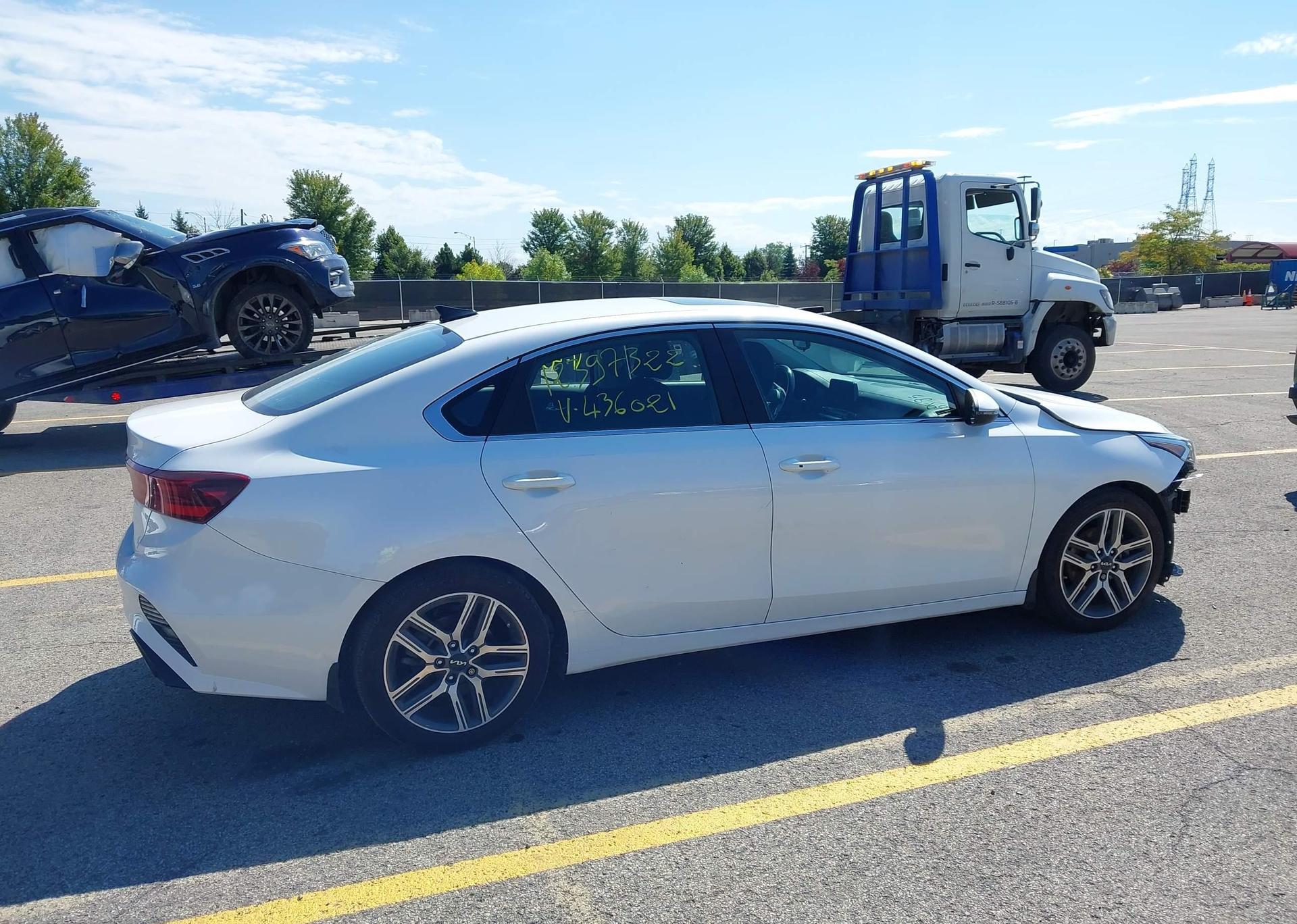 2022 KIA FORTE EX