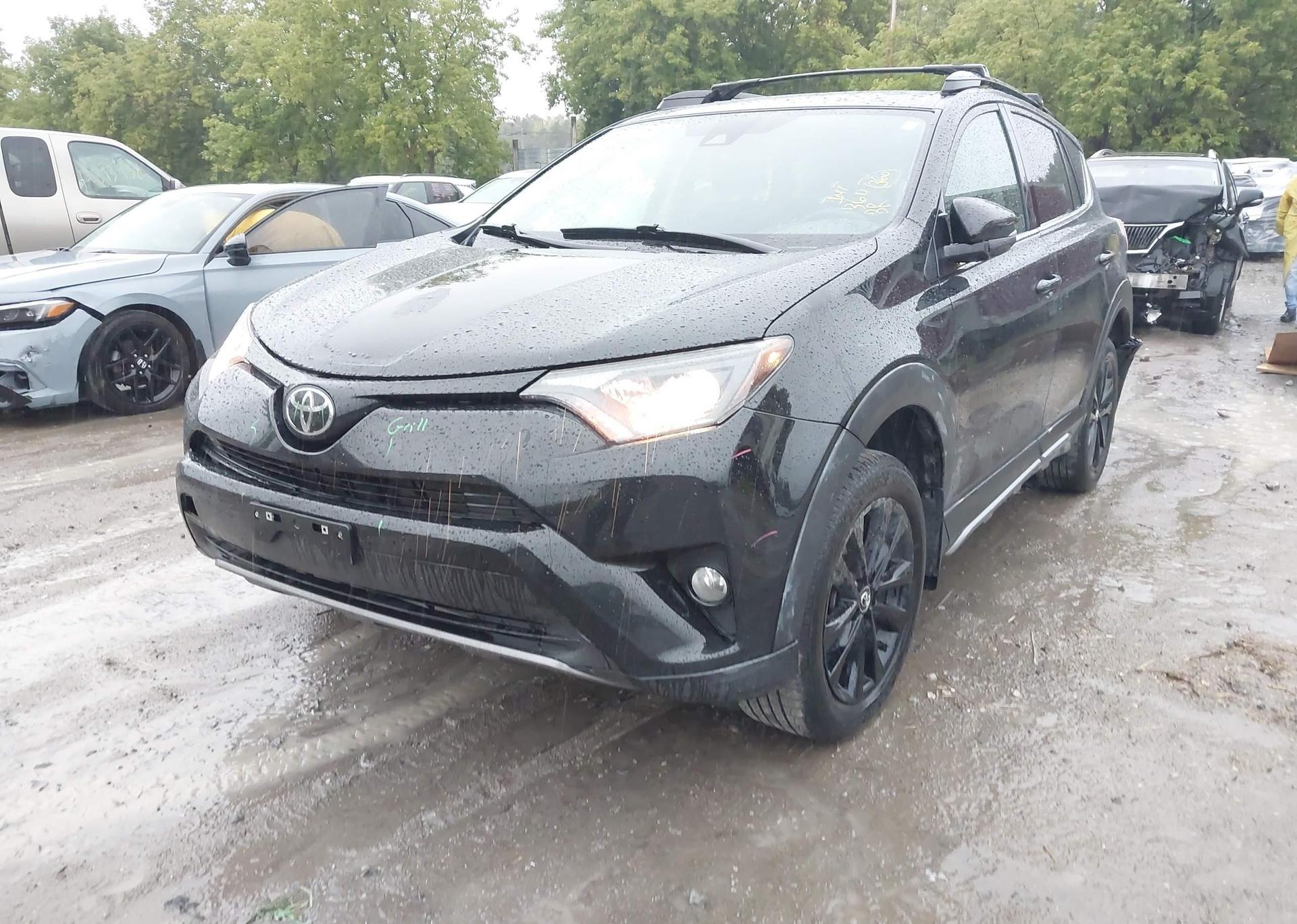 2018 TOYOTA RAV4 XLE