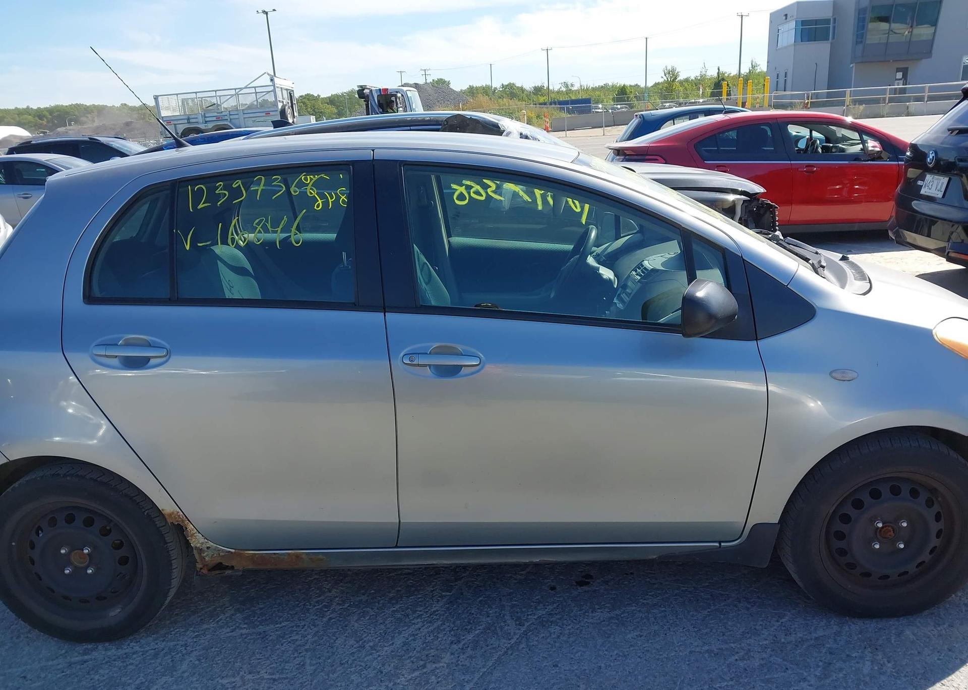 2008 TOYOTA YARIS
