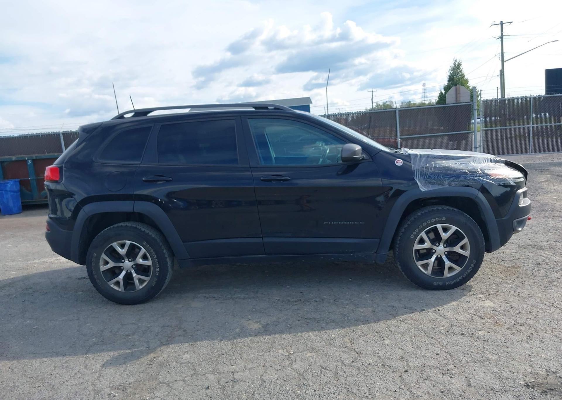 2018 JEEP CHEROKEE TRAILHAWK