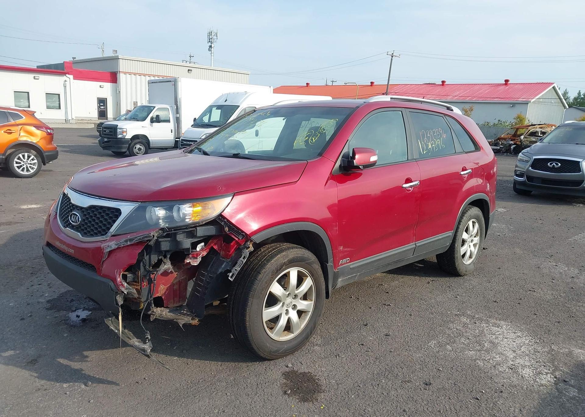 2012 KIA SORENTO LX