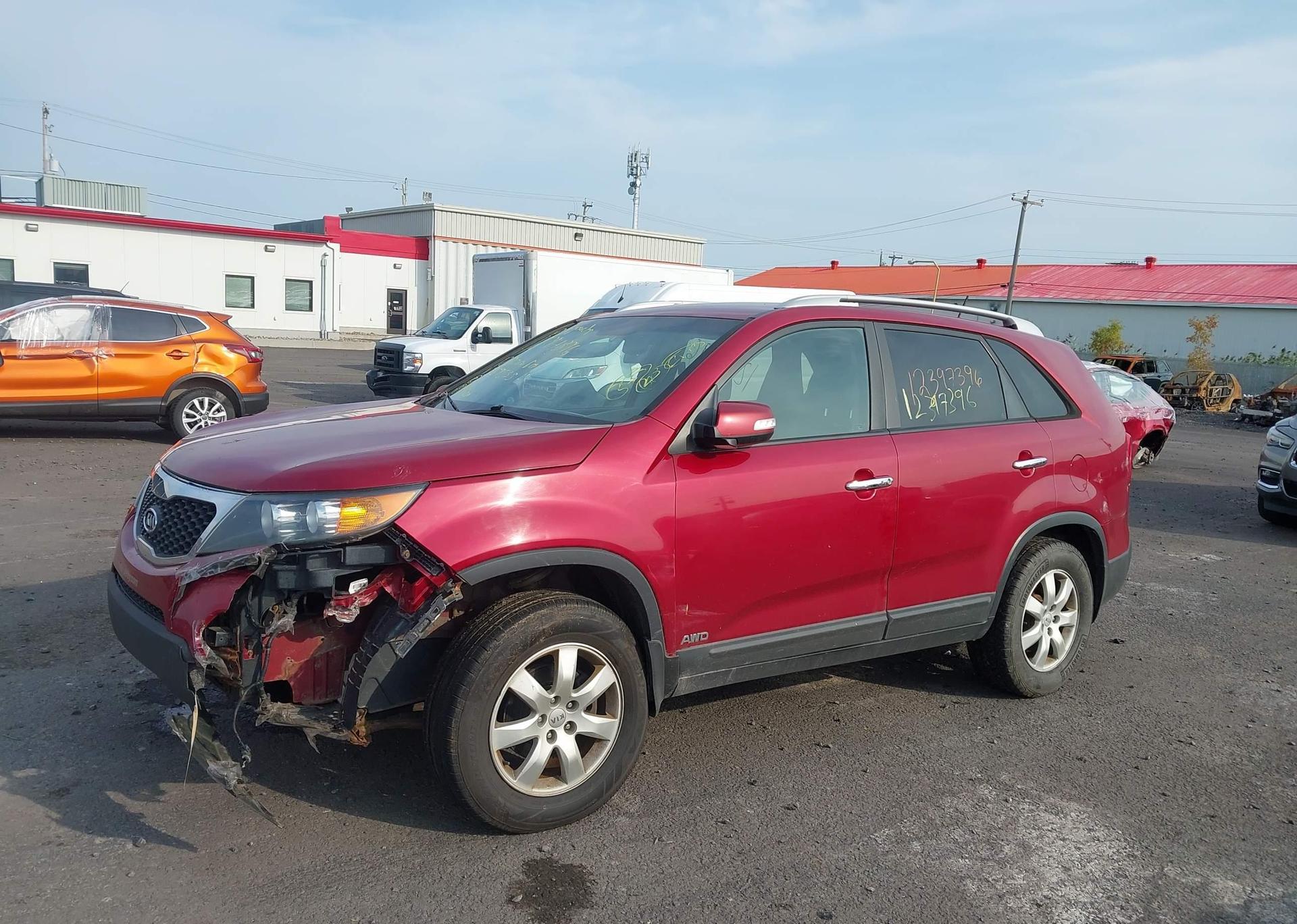 2012 KIA SORENTO LX