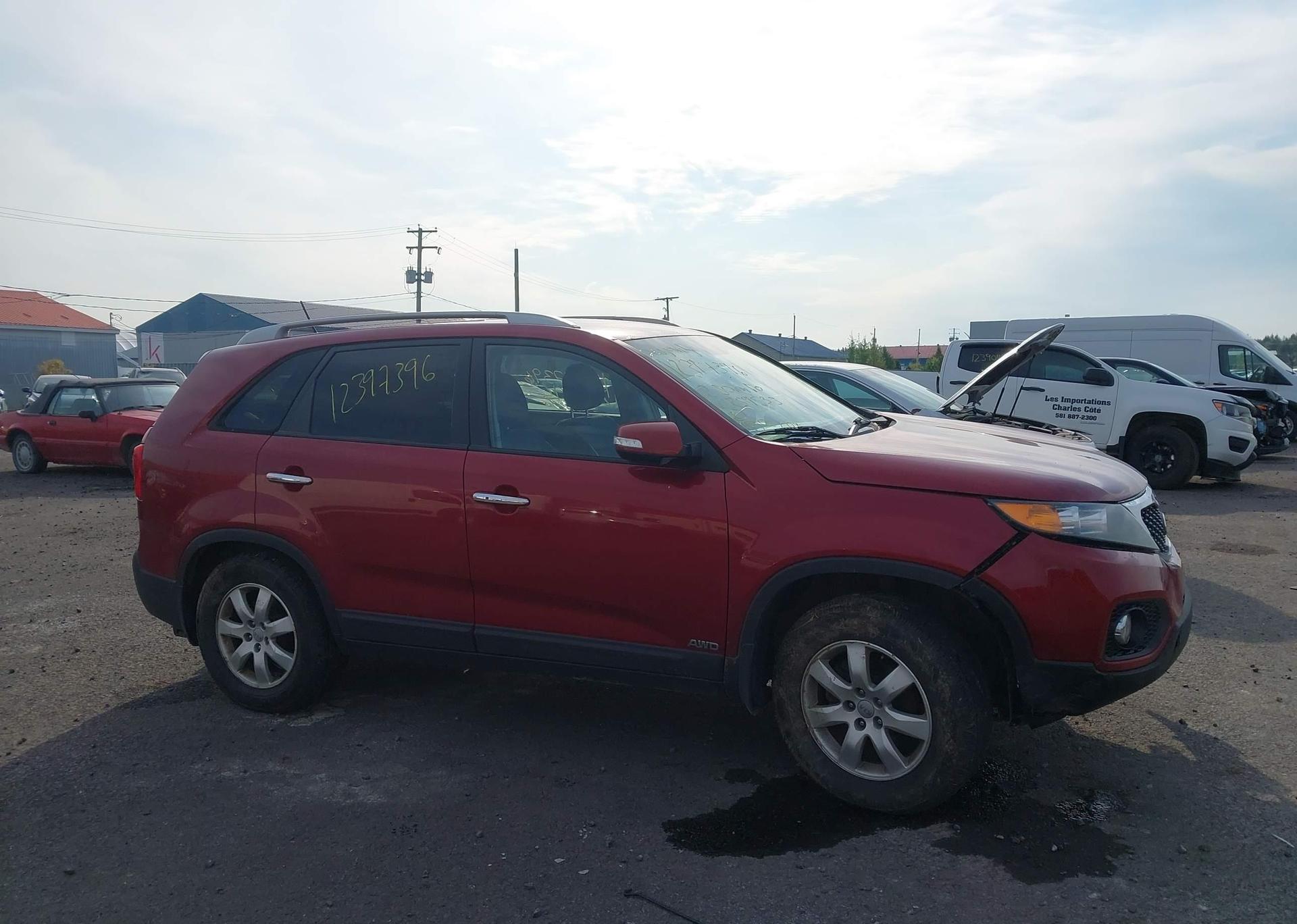 2012 KIA SORENTO LX