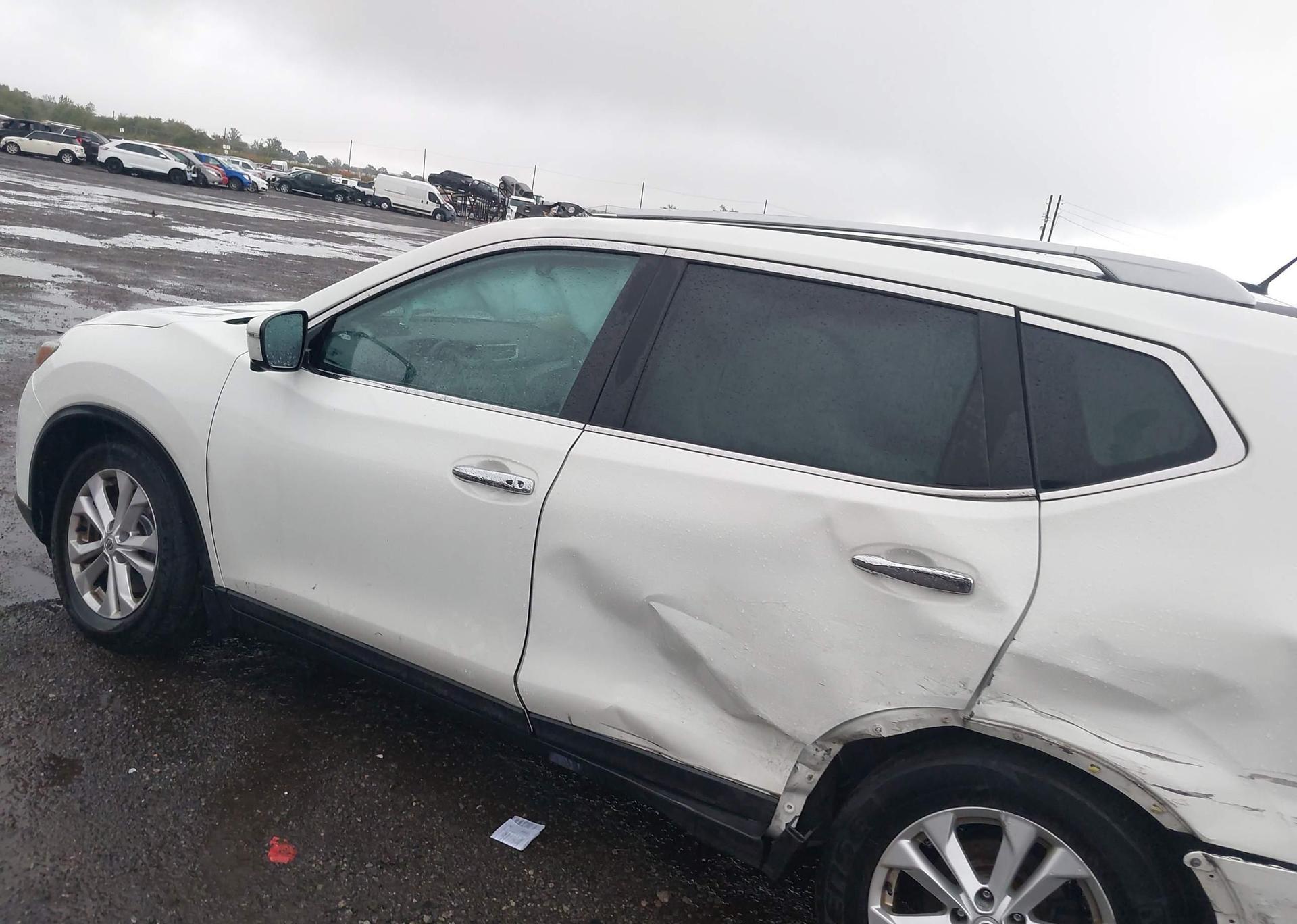 2016 NISSAN ROGUE S