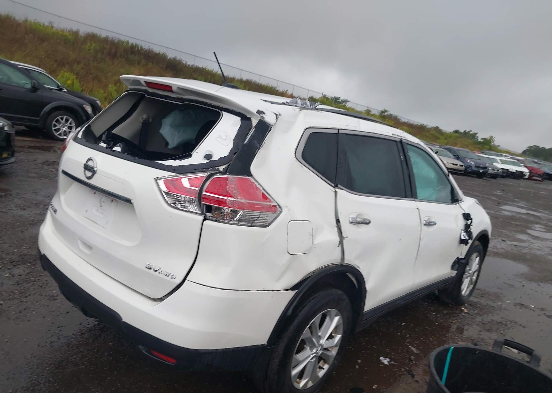 2016 NISSAN ROGUE S