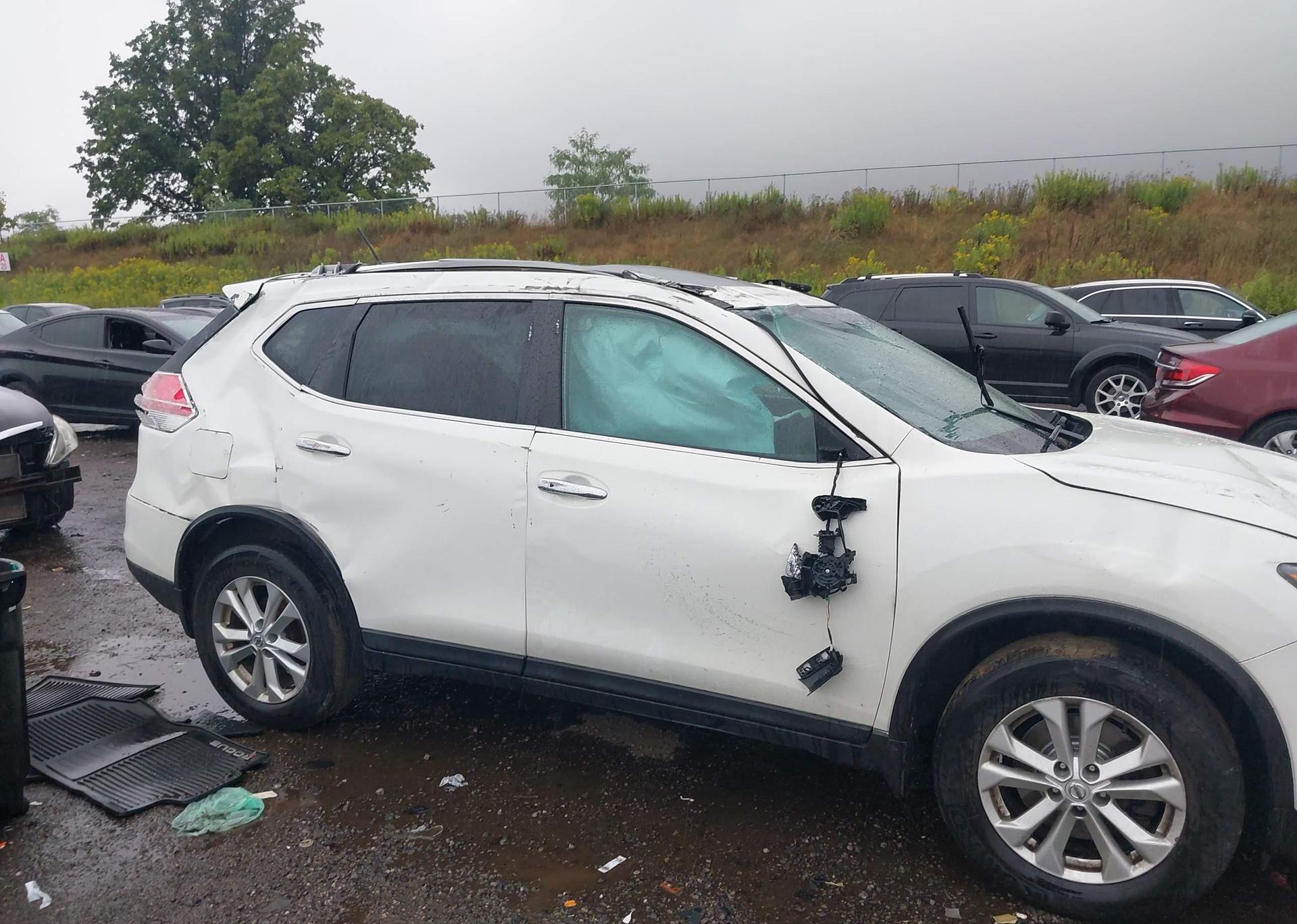 2016 NISSAN ROGUE S