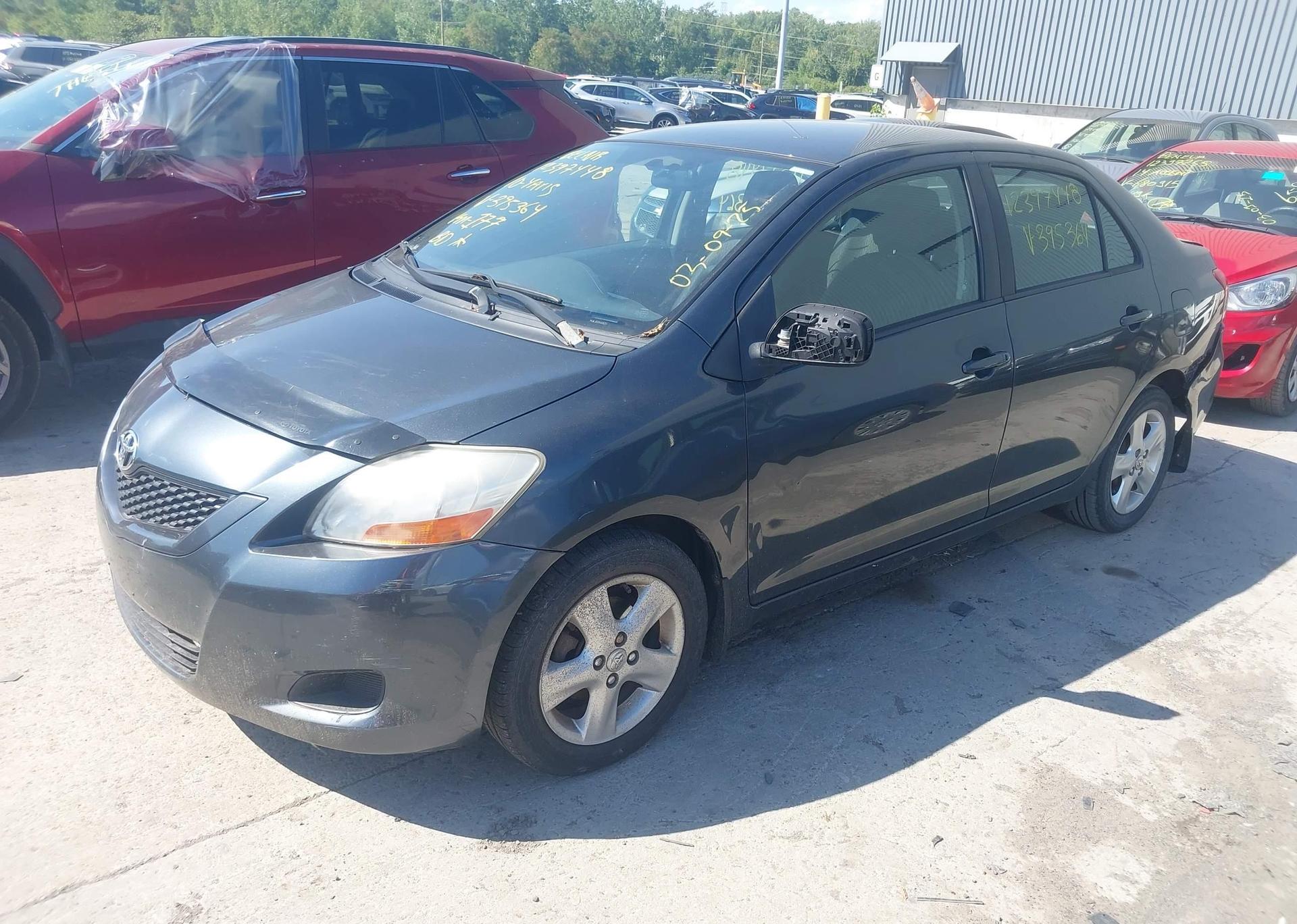 2010 TOYOTA YARIS