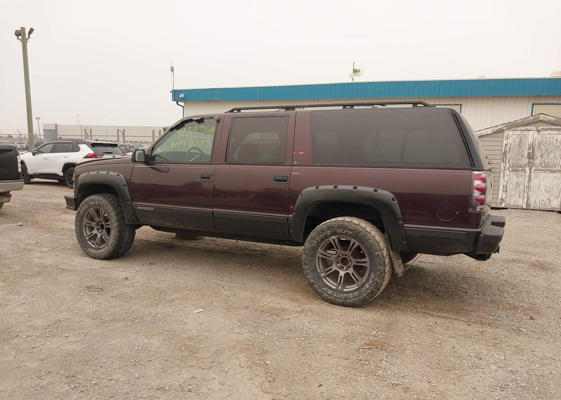 1997 GMC SUBURBAN K1500