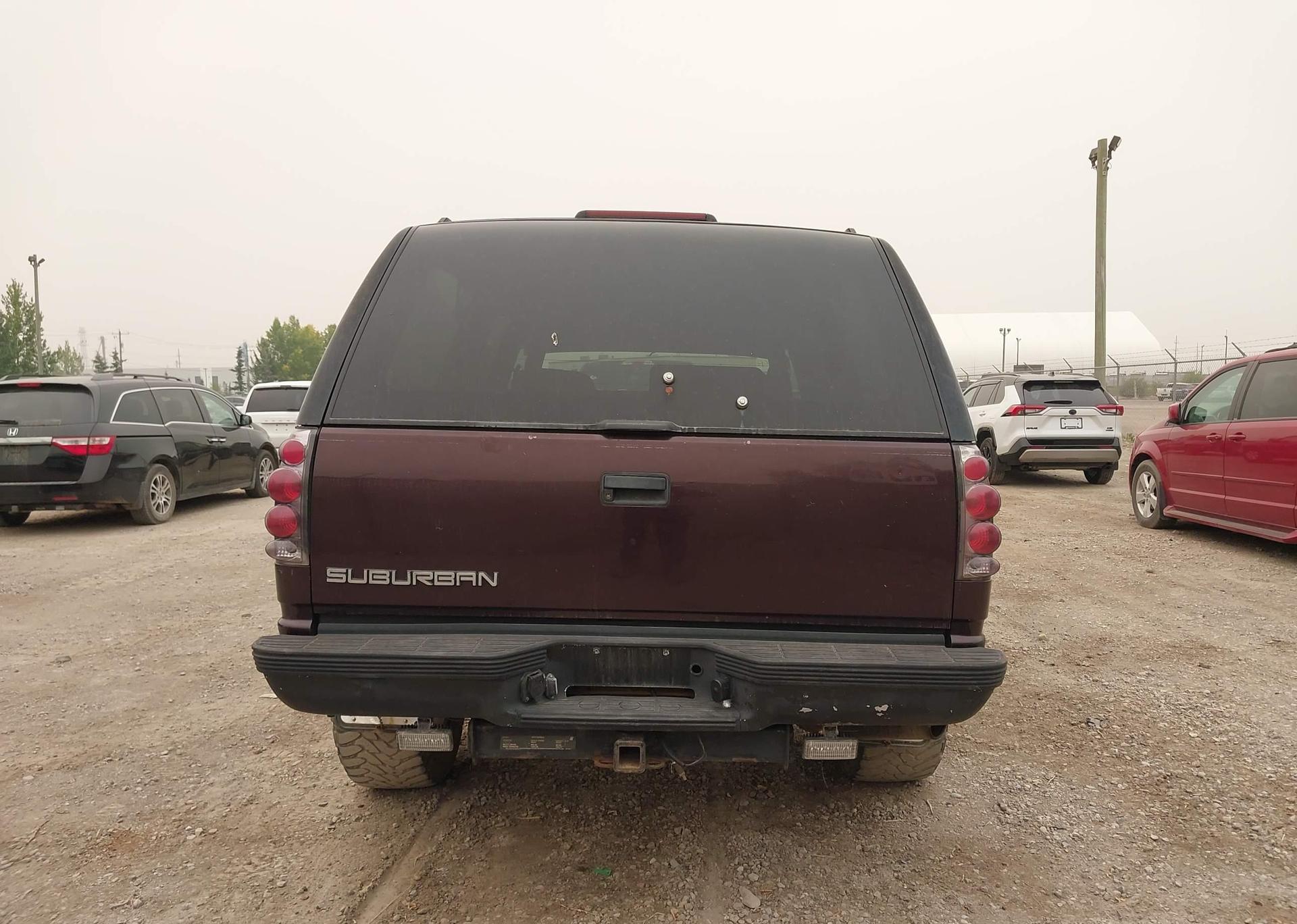 1997 GMC SUBURBAN K1500