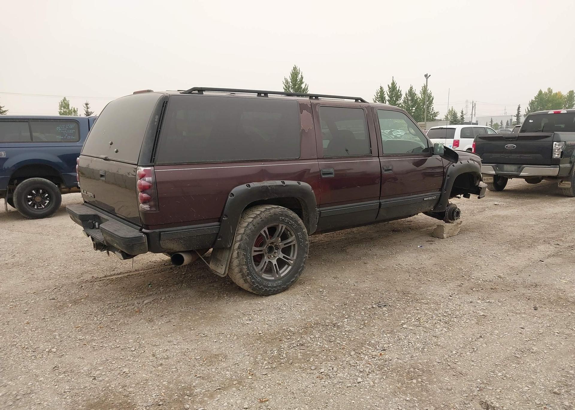1997 GMC SUBURBAN K1500