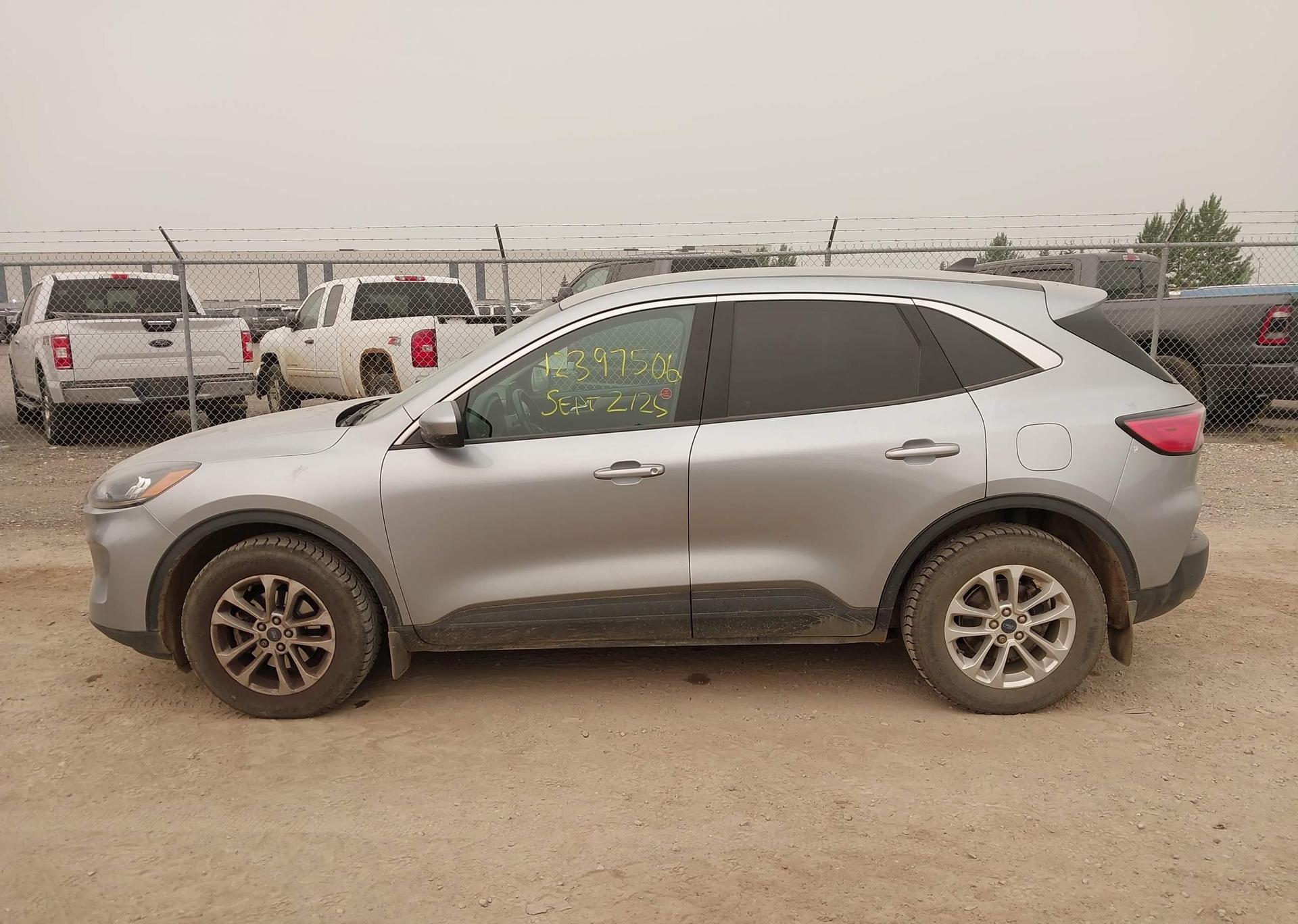2021 HONDA HR-V LX