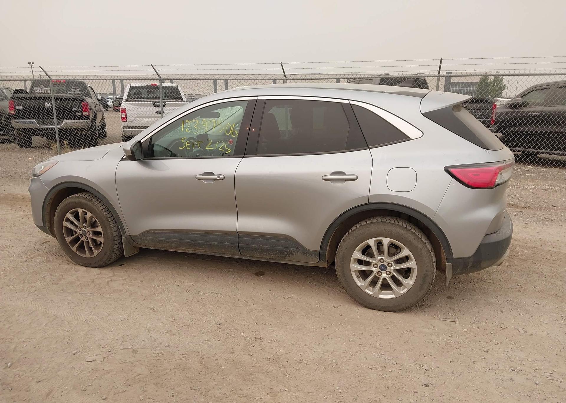 2021 HONDA HR-V LX