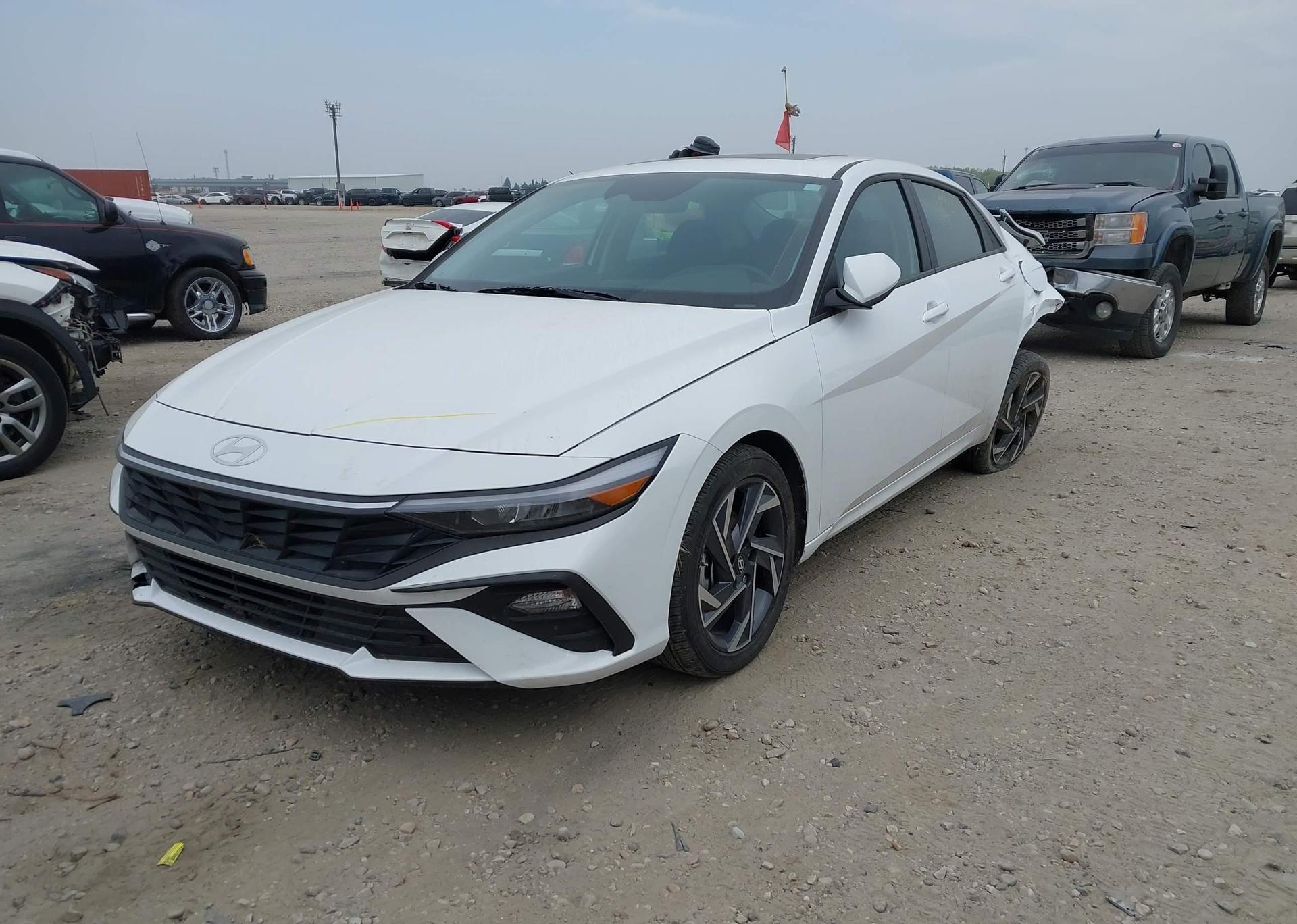 2025 HYUNDAI ELANTRA PREFERRED W