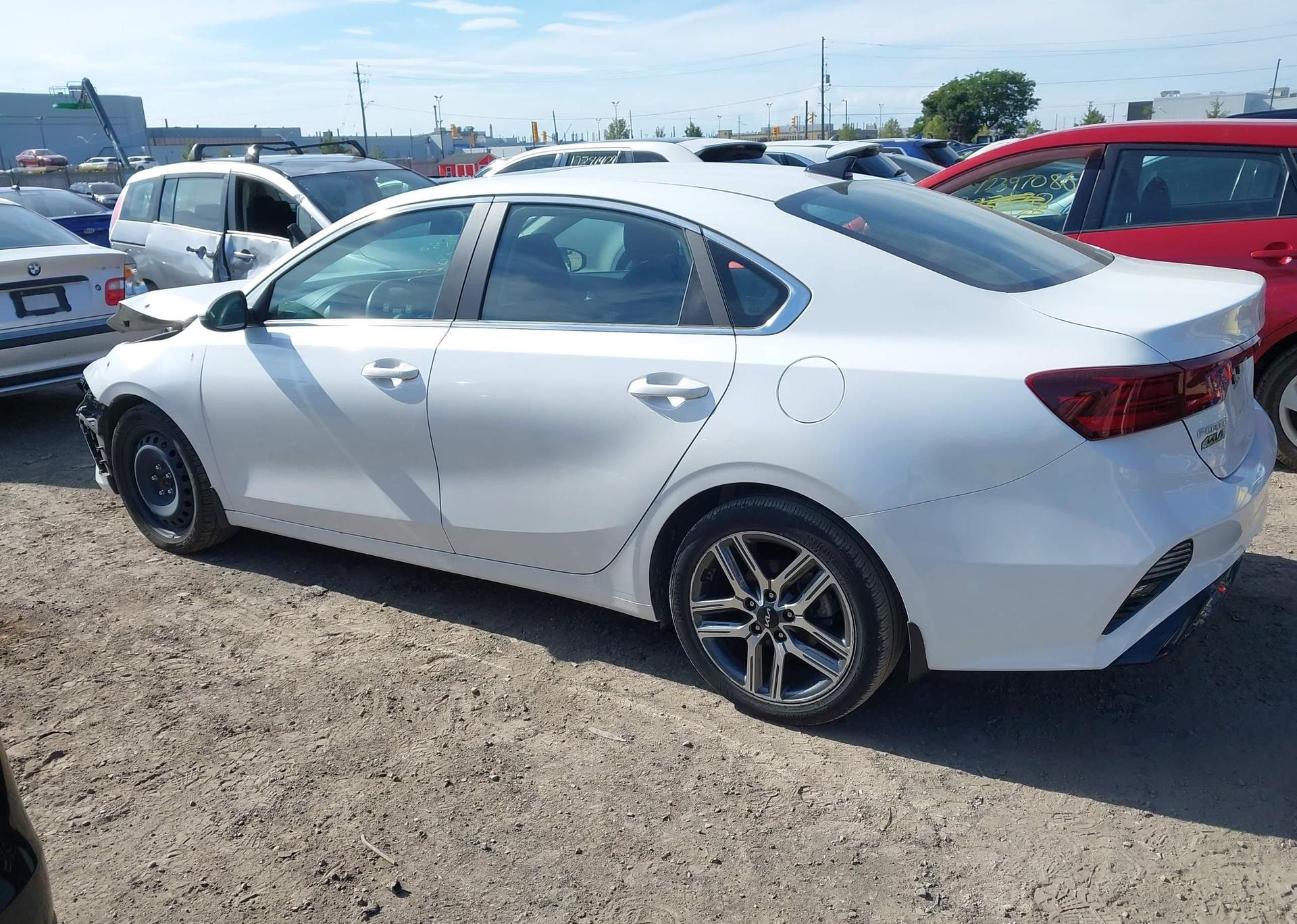 2023 KIA FORTE EX