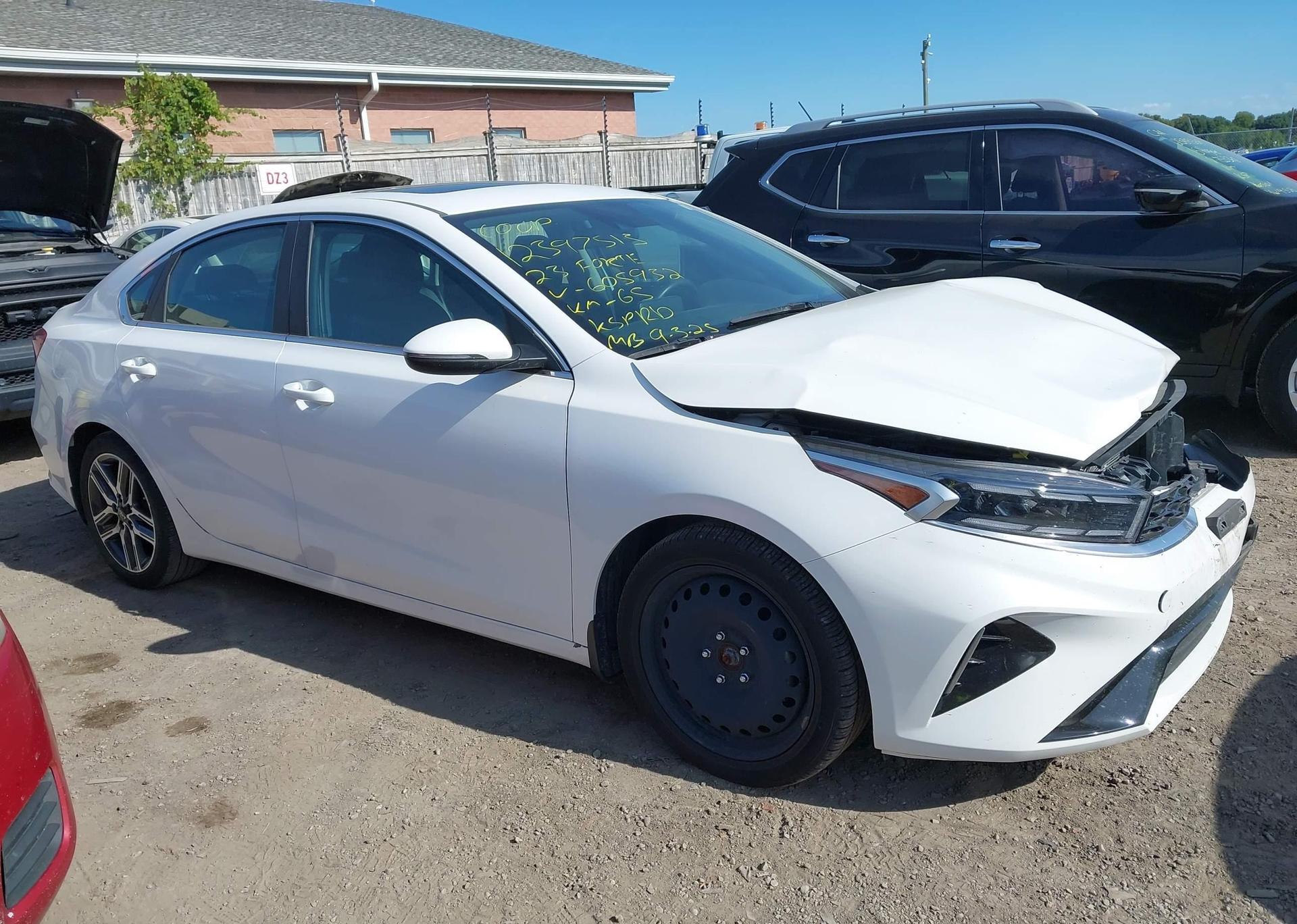 2023 KIA FORTE EX