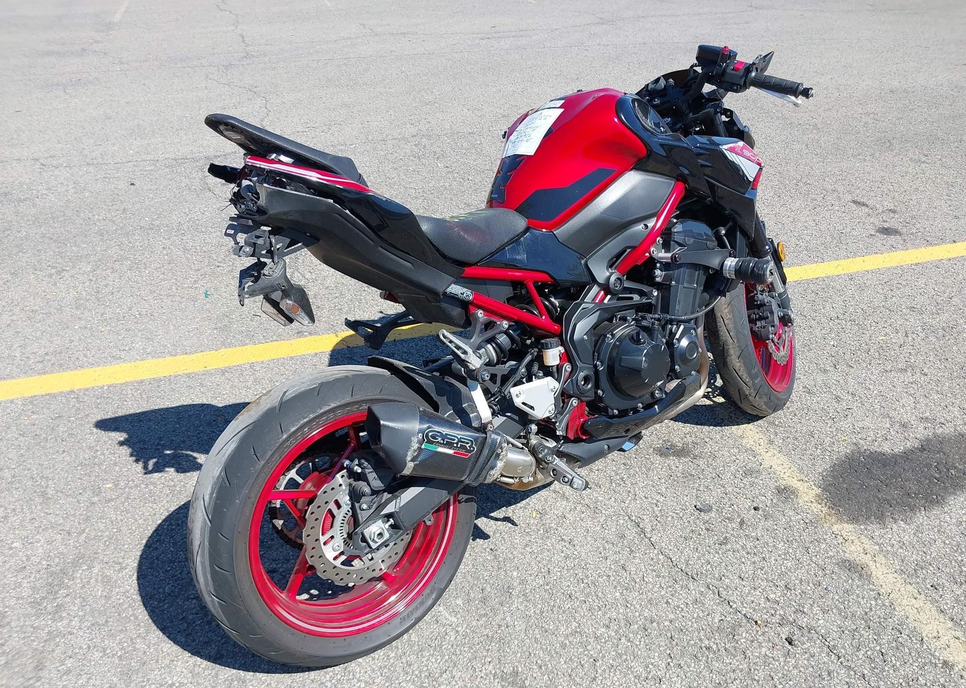2024 KAWASAKI ZR900 F