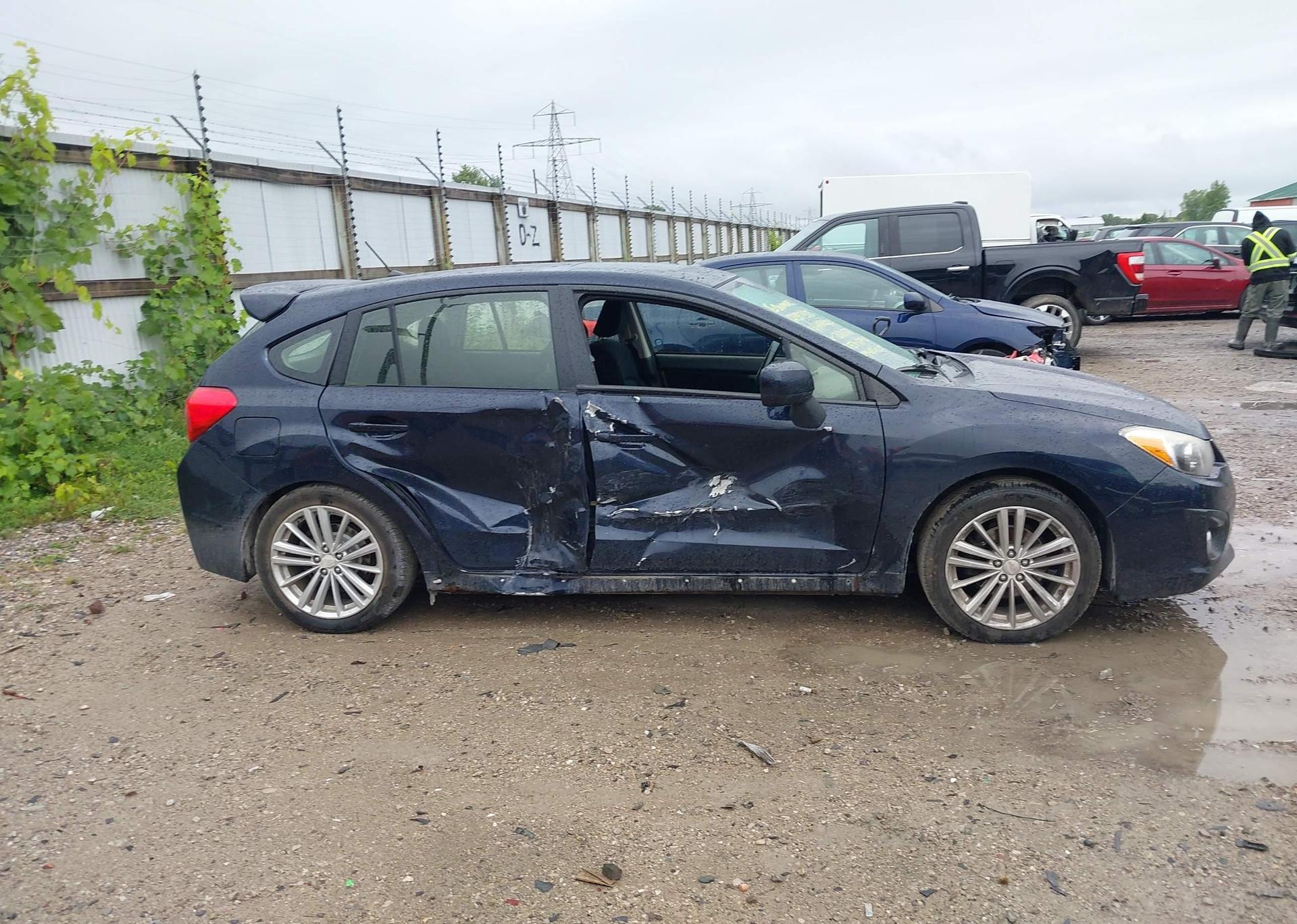 2014 SUBARU IMPREZA 2.0I PREMIUM