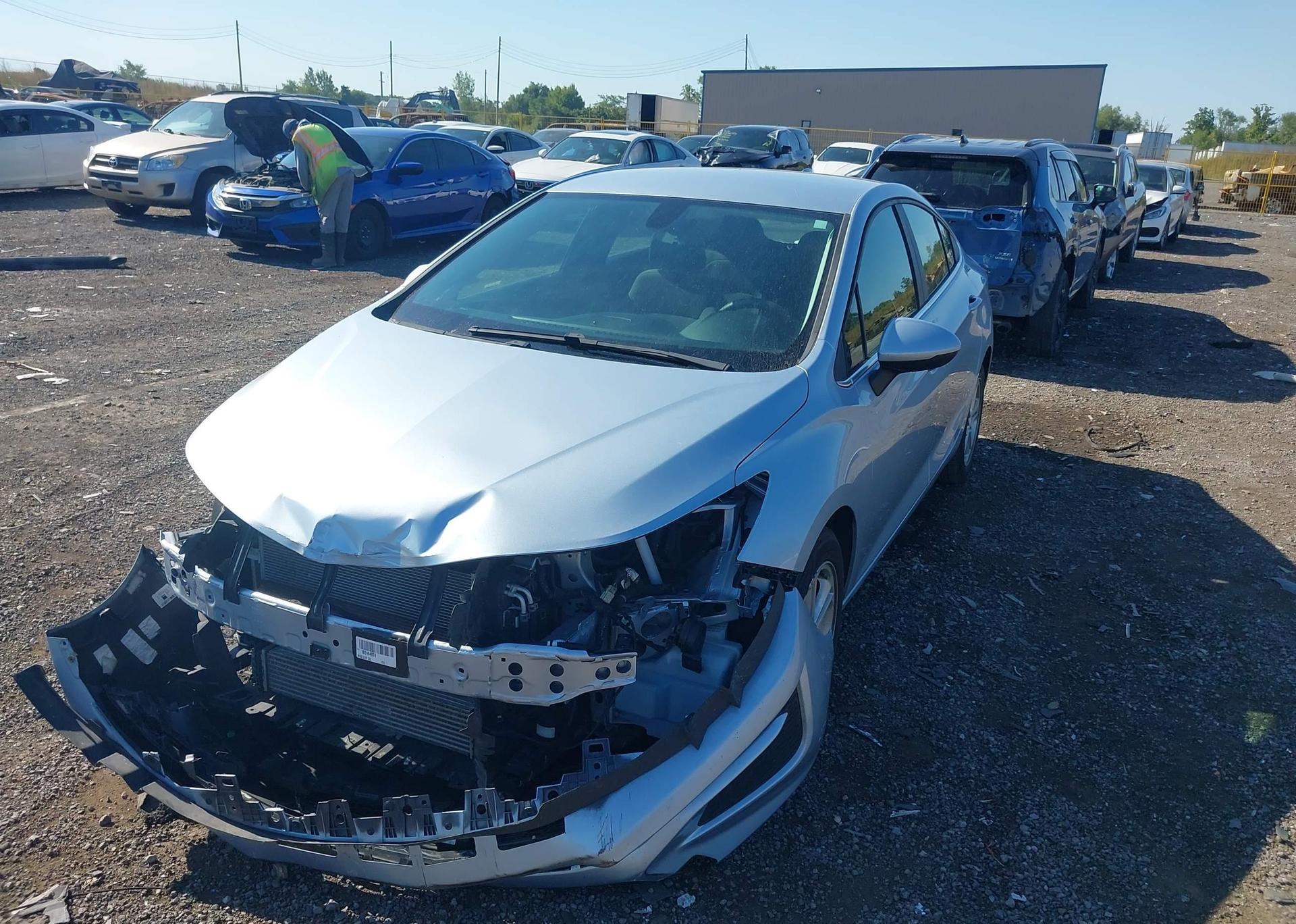 2018 CHEVROLET CRUZE